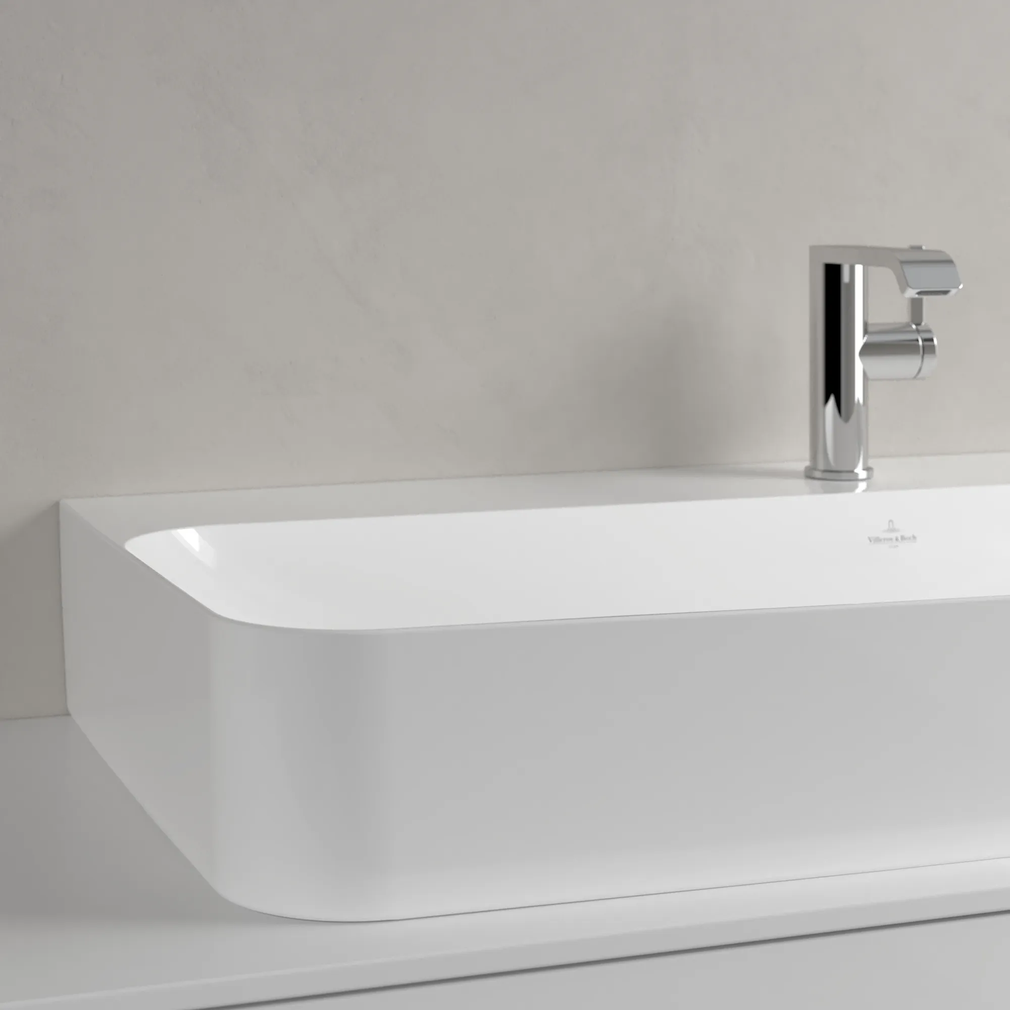 Villeroy & Boch Wandwaschtisch aus TitanCeram geschliffen „Finion“ 1000 × 470 × 165 mm, mit Hahnlochbohrung, Hahnlochposition mittig in Weiß Alpin, mit CeramicPlus Villeroy & Boch Wandwaschtisch aus TitanCeram geschliffen „Finion“ 1000 × 470 × 165 mm, mit Hahnlochbohrung, Hahnlochposition mittig in Weiß Alpin, mit CeramicPlus