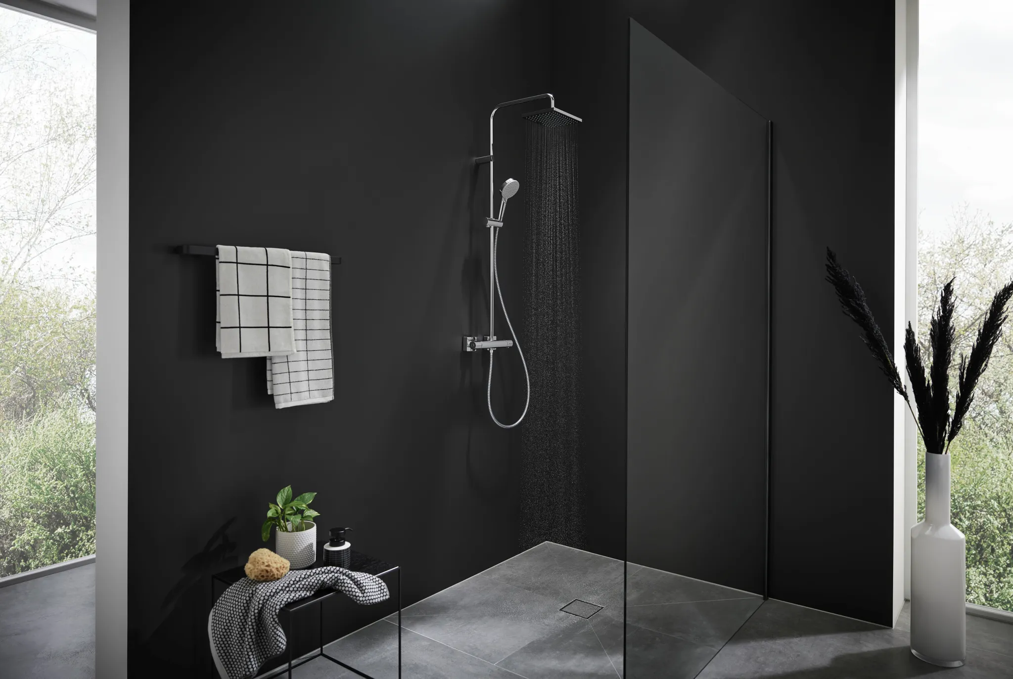 Showerpipe 200 1j Vernis Shape Green chrom mit Brausethermostat