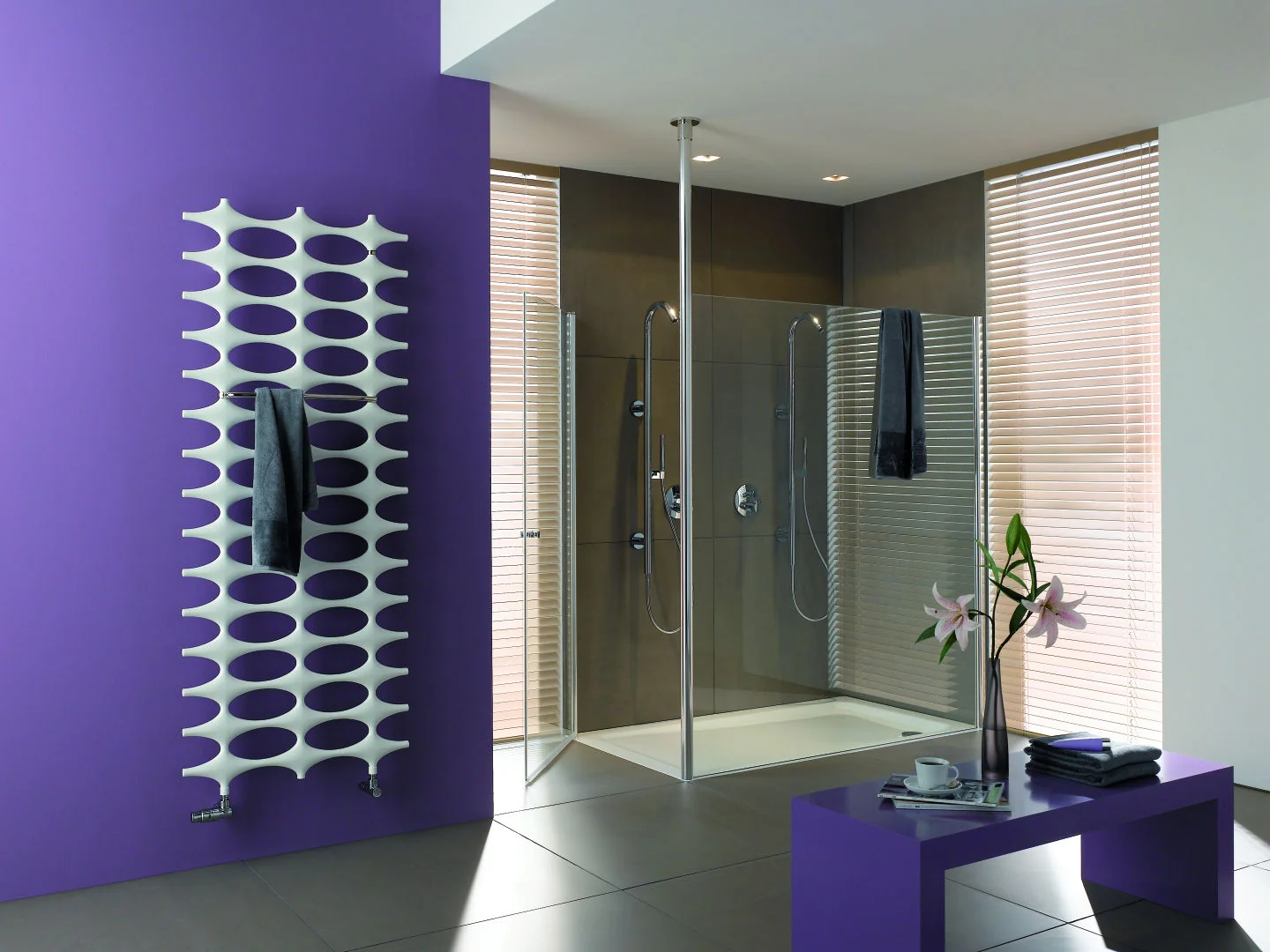 Kermi Design-Heizkörper „Ideos®“ 75,8 × 152,6 cm in Weiß Soft (RAL 9016, matt)