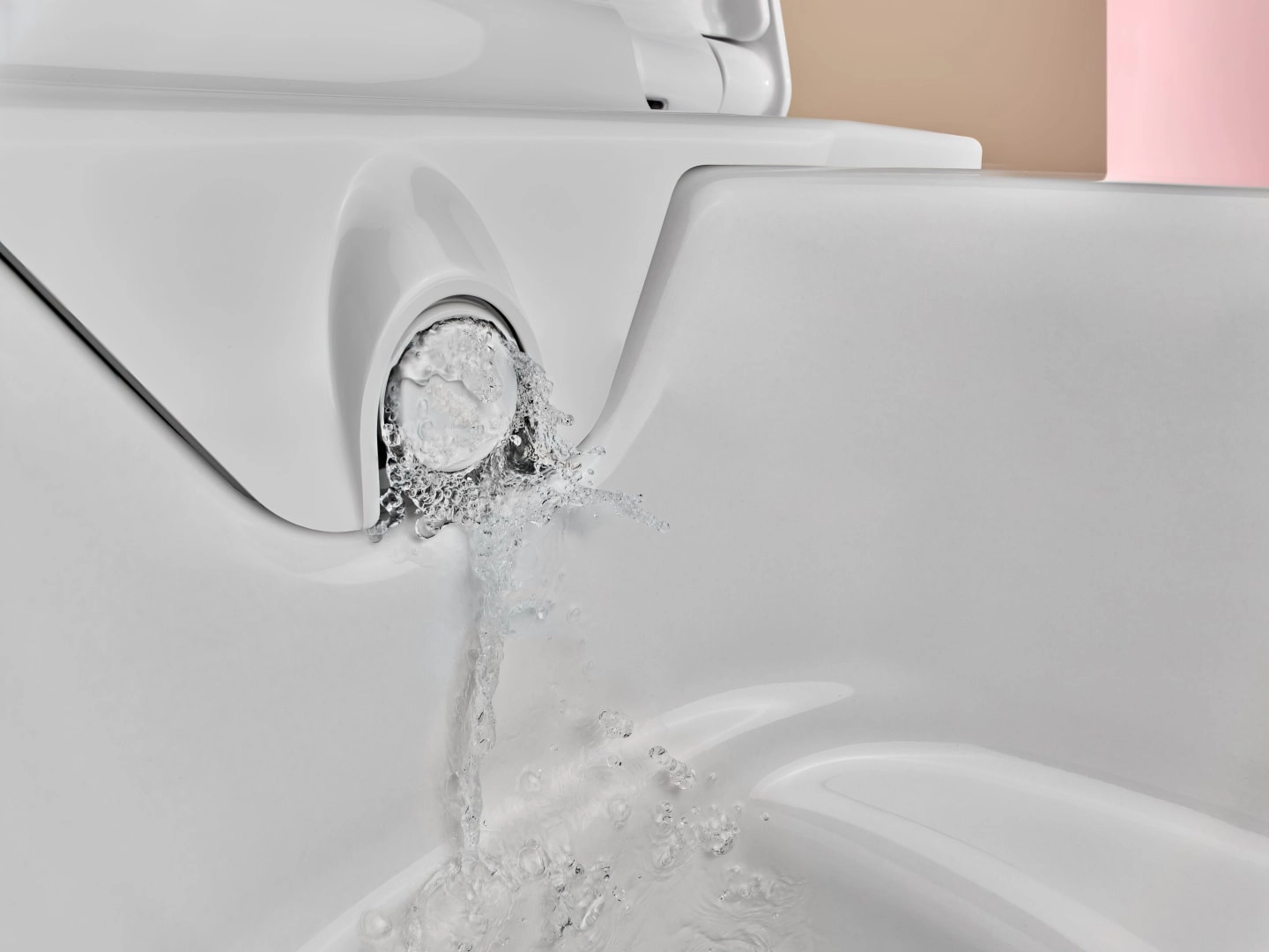 Geberit Wand-Dusch-WC Komplettanlage AquaClean „Alba“ 600 × 484 × 400 mm in weiß alpin, Befestigung sichtbar, ohne Spülrand