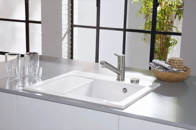 Villeroy & Boch Subway 45 Compact Einbauspüle, 650 x 510 mm, Snow White CeramicPlus