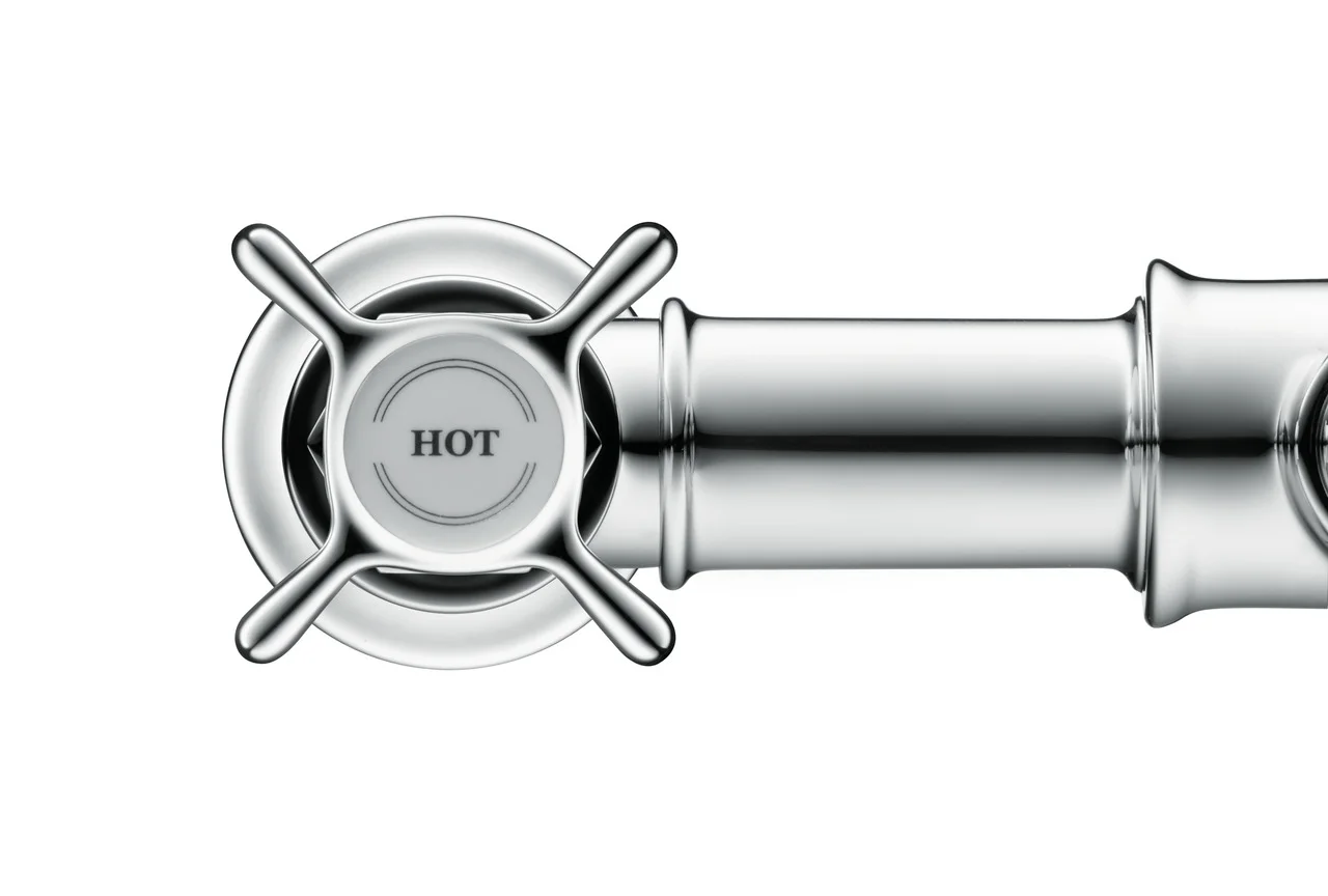 Hansgrohe AXOR Montreux 2-Griff Waschtischarmatur Chrom, ComfortZone 220, Ausladung 175 mm, Auslaufhöhe 224 mm Hansgrohe AXOR Montreux 2-Griff Waschtischarmatur Chrom, ComfortZone 220, Ausladung 175 mm, Auslaufhöhe 224 mm