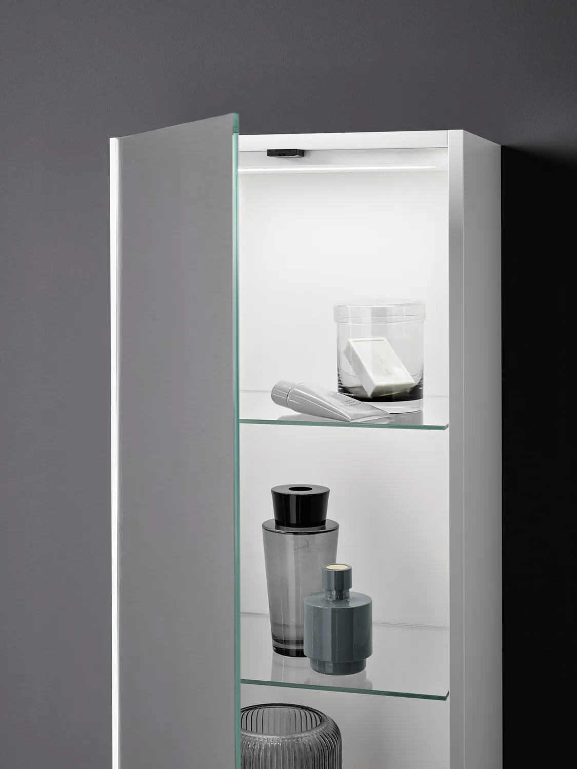 Hochschrank evo, mit Doppelspiegeltür, 1500 mm, weiss/spiegel Hochschrank evo, mit Doppelspiegeltür, 1500 mm, weiss/spiegel