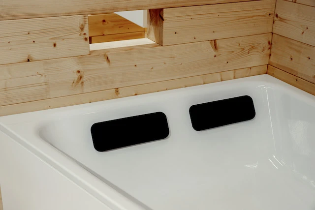 Relax schwarz, 2 Stück, Ausstattung / Oberfläche, Badewanne, 330x115x45 mm Relax schwarz, 2 Stück, Ausstattung / Oberfläche, Badewanne, 330x115x45 mm