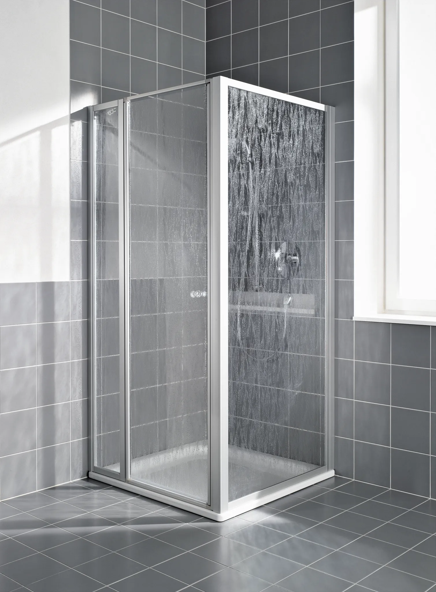 Kermi Duschdesign Schwingtür Schwingtür mit Festfeld für Nische und Ecke „NOVA 2000“ passend für Ecke / Nische Glas Kerolan Fontana, Profile Silber Mattglanz, BV: 715 – 750 mm WE: 715 – 750 mm H: 1750 mm