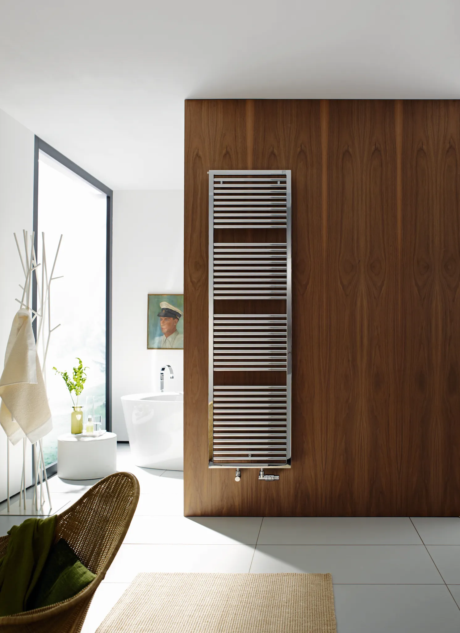 Zehnder Design-Heizkörper „Universal“ für Warmwasser-Zentralheizung oder gemischten Betrieb mit 150 mm-Mittelanschluss 75 × 180,7 cm in Anthracite (glänzend)