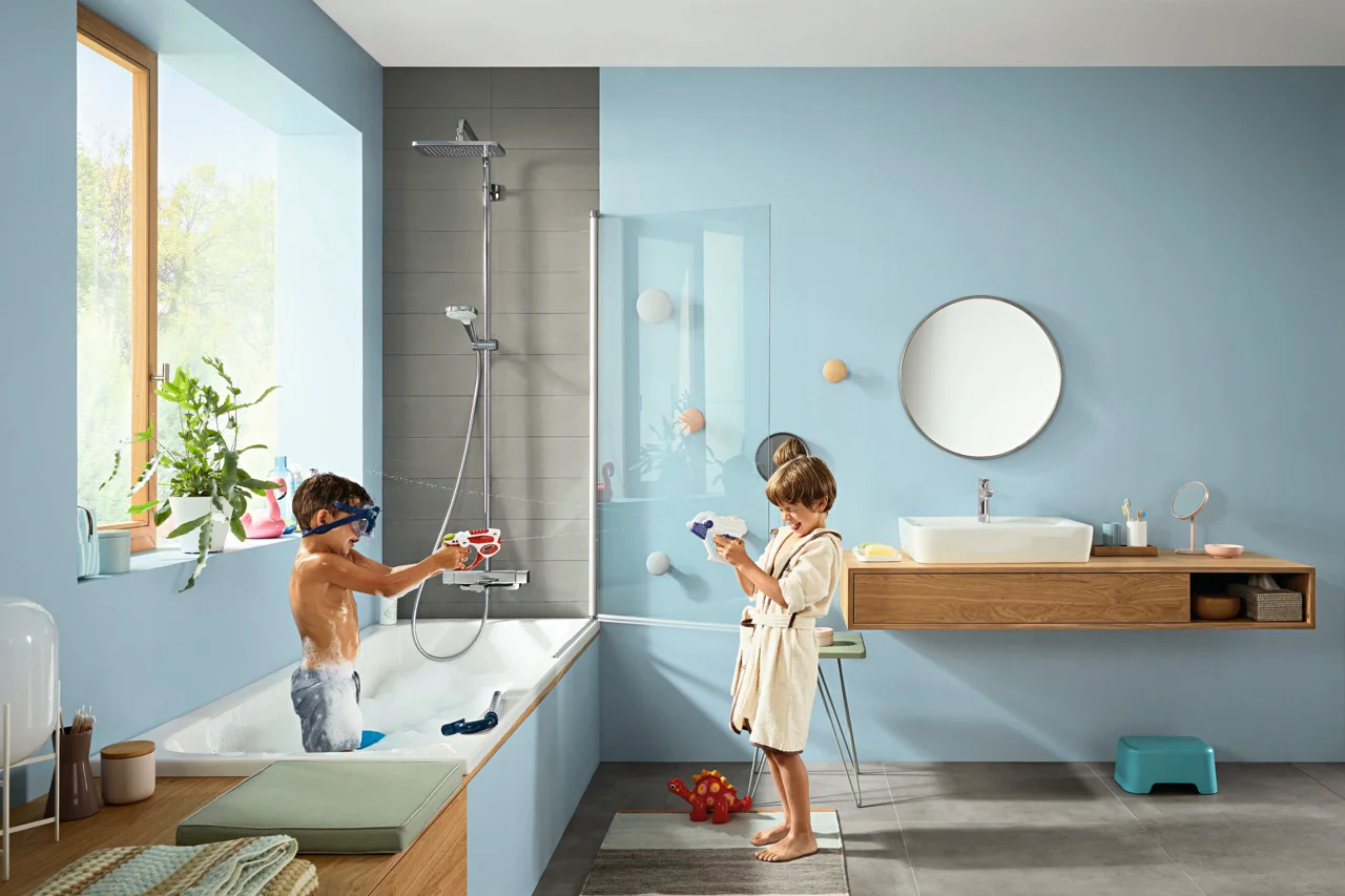 Hansgrohe Croma E Showerpipe 280x170 mm, Chrom, mit Wannenthermostat, RainAir Strahl, 3 Verbraucher