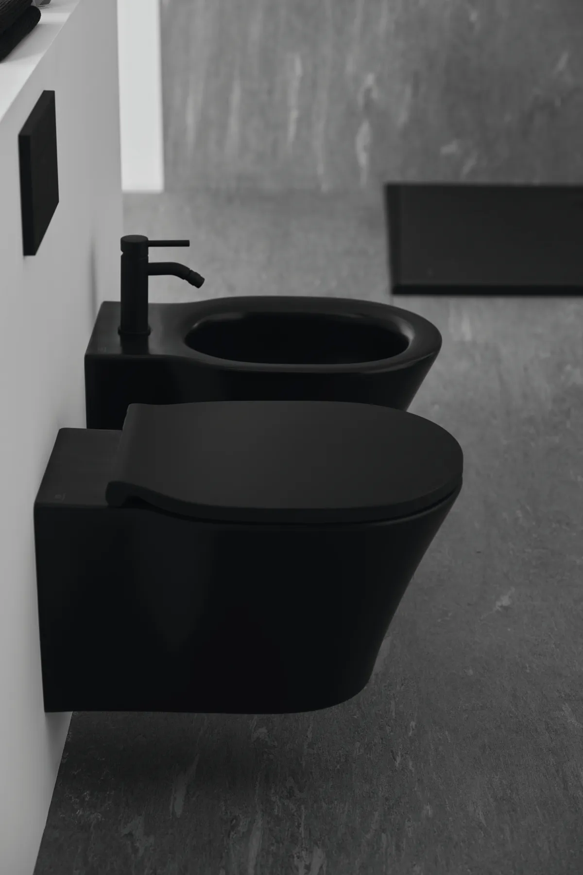 Ideal Standard WC-Sitz „ConnectAir“ in Schwarz Matt Ideal Standard WC-Sitz „ConnectAir“ in Schwarz Matt