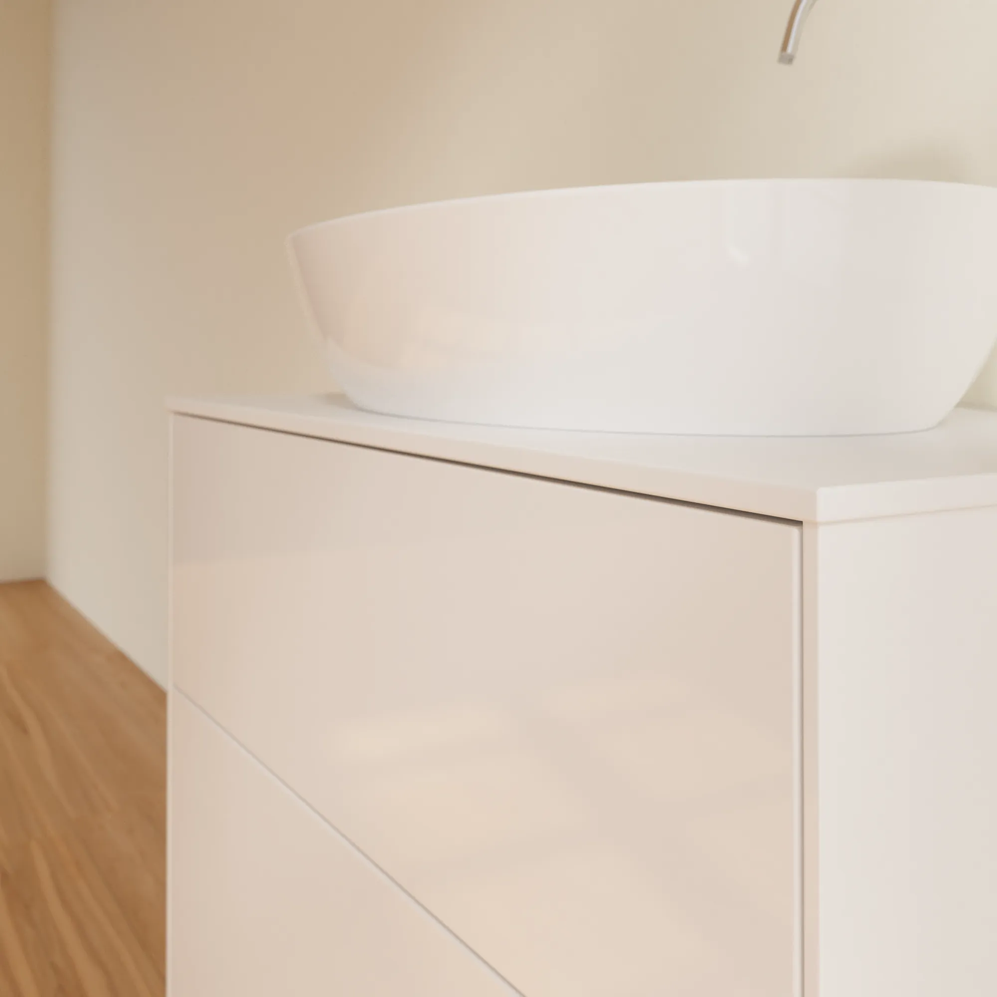 Villeroy & Boch Waschtischunterschrank „Finion“ für Schrankwaschtisch 800 × 603 × 501 mm Glossy White Lacquer, für Becken mittig, mit Hahnlochbohrung Villeroy & Boch Waschtischunterschrank „Finion“ für Schrankwaschtisch 800 × 603 × 501 mm Glossy White Lacquer, für Becken mittig, mit Hahnlochbohrung