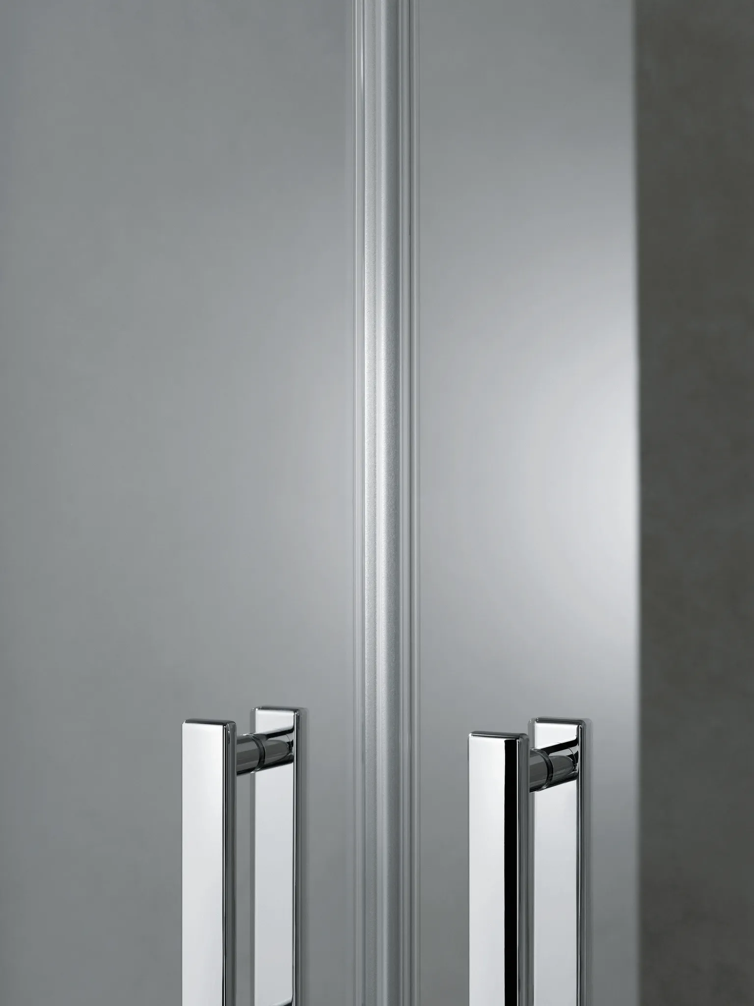 Kermi Duschdesign Fünfeck-Duschkabine mit Pendel-Falttüren für gleichschenklige Wannen „DIGA“ Glas Klar, Profile Silber Hochglanz, Drehtür zweiteilig BV: 980 - 1000 mm WE: 990 - 1010 mm H: 1850 mm Kermi Duschdesign Fünfeck-Duschkabine mit Pendel-Falttüren für gleichschenklige Wannen „DIGA“ Glas Klar, Profile Silber Hochglanz, Drehtür zweiteilig BV: 980 - 1000 mm WE: 990 - 1010 mm H: 1850 mm