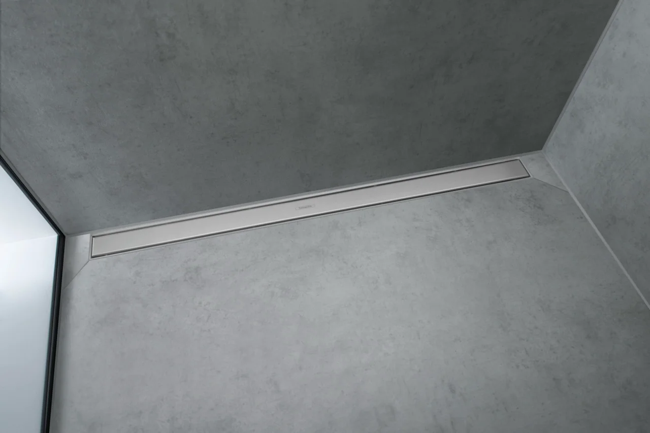 Hansgrohe RainDrain Match Duschrinne 900 mm, höhenverstellbarer Rahmen, Edelstahl V2A, bis 18 mm Fliesenstärke, wandangebunden oder frei im Raum