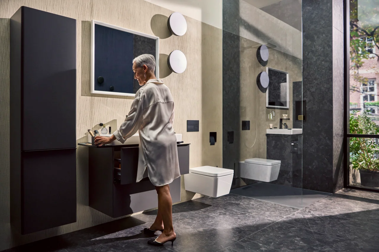 Hansgrohe Xarita E Spiegel 800/700/50 mm mit LED-Beleuchtung, IR-Sensor, Mattweiß