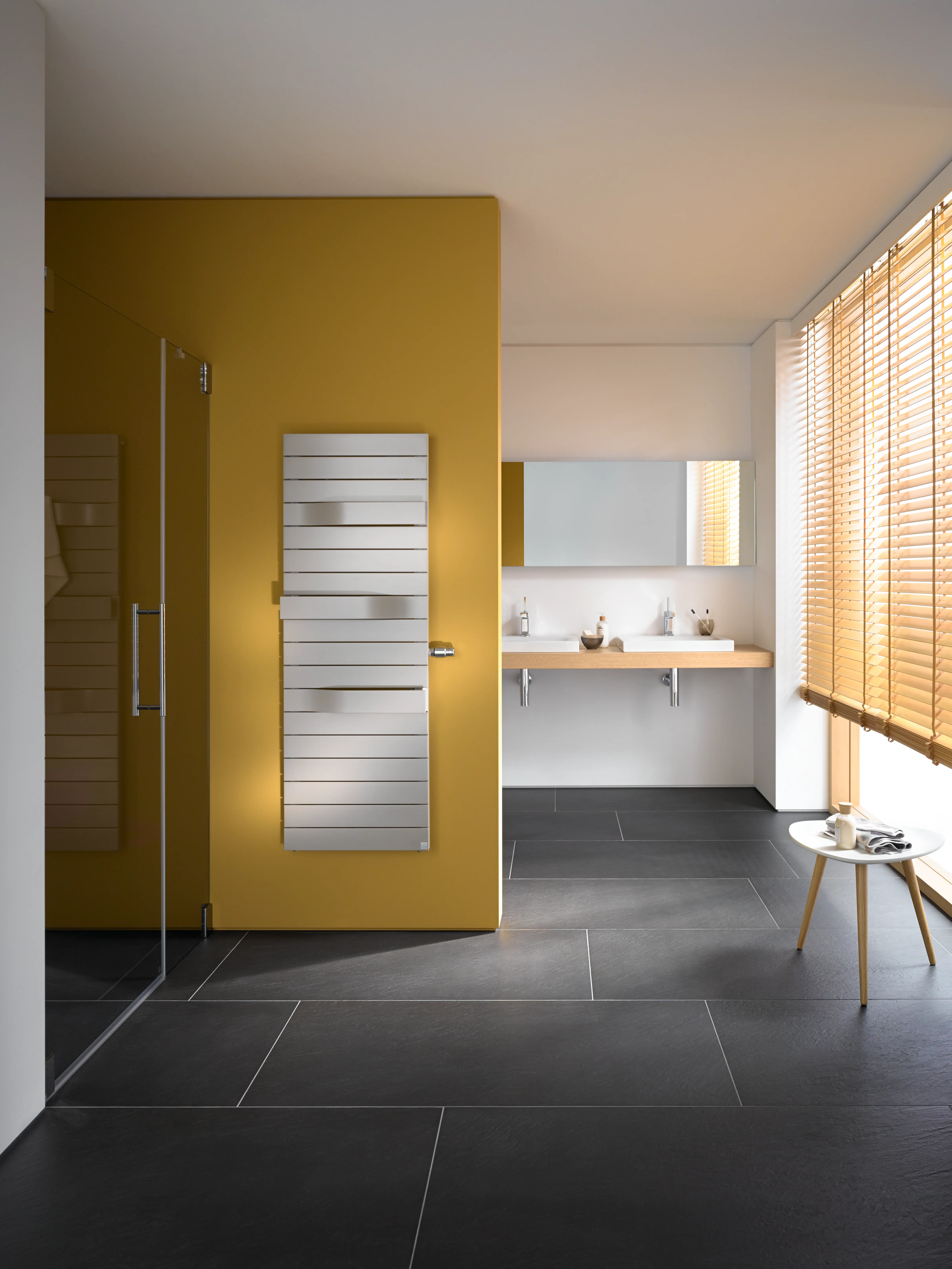 Kermi Design-Heizkörper „Tabeo®-V“ 75 × 175,7 cm in Anthracite Grey Kermi Design-Heizkörper „Tabeo®-V“ 75 × 175,7 cm in Anthracite Grey