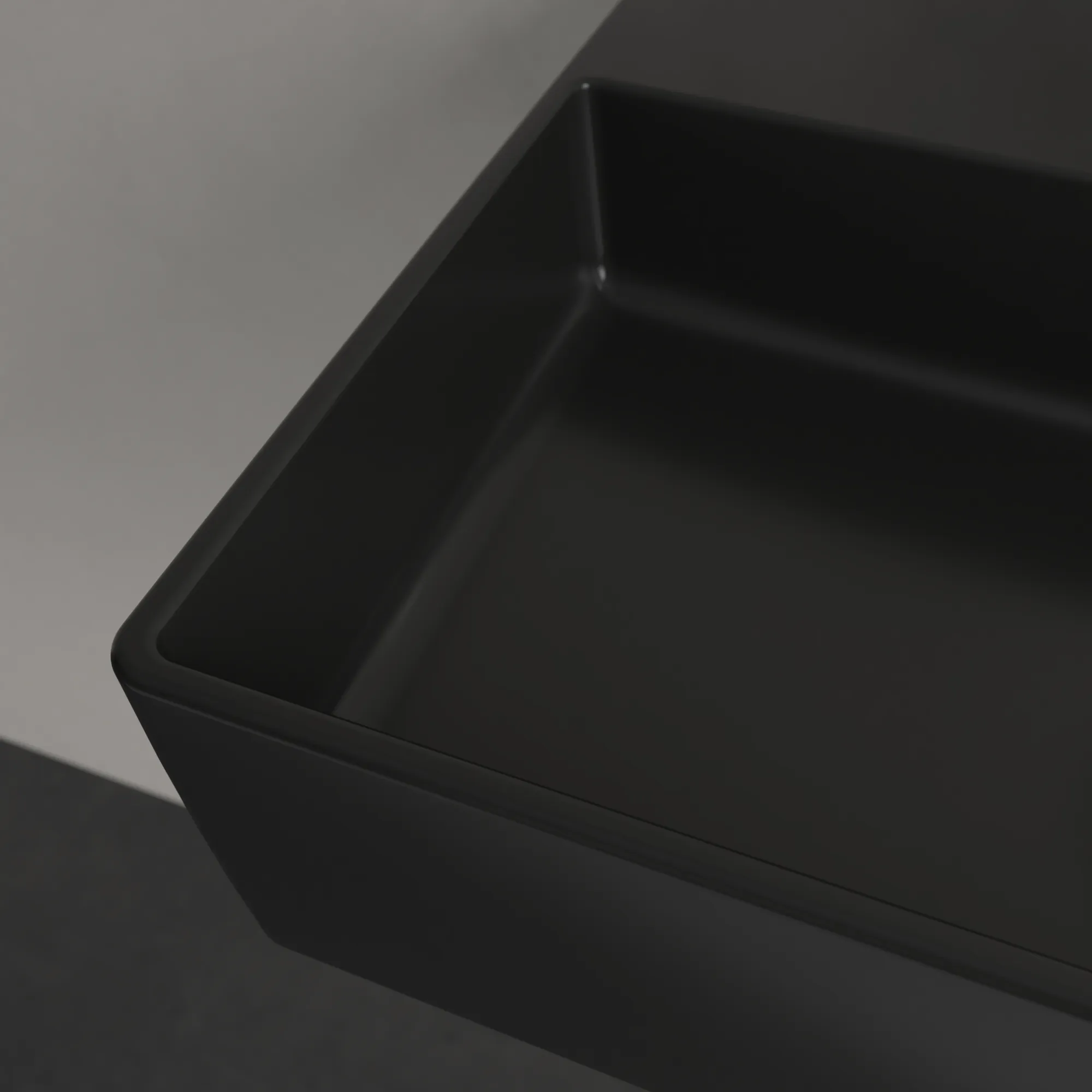 Villeroy & Boch Wandwaschtisch aus TitanCeram „Memento 2.0“ 600 × 420 × 135 mm, mit Hahnlochbohrung, Hahnlochposition mittig in Pure Black Villeroy & Boch Wandwaschtisch aus TitanCeram „Memento 2.0“ 600 × 420 × 135 mm, mit Hahnlochbohrung, Hahnlochposition mittig in Pure Black