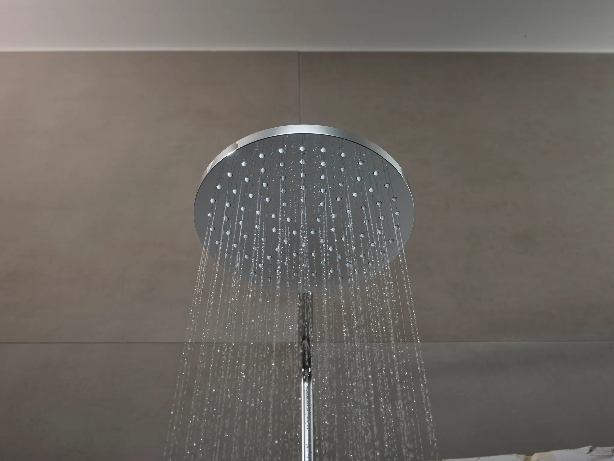 Showerpipe 200 1jet Vernis Blend Reno chrom Showerpipe 200 1jet Vernis Blend Reno chrom
