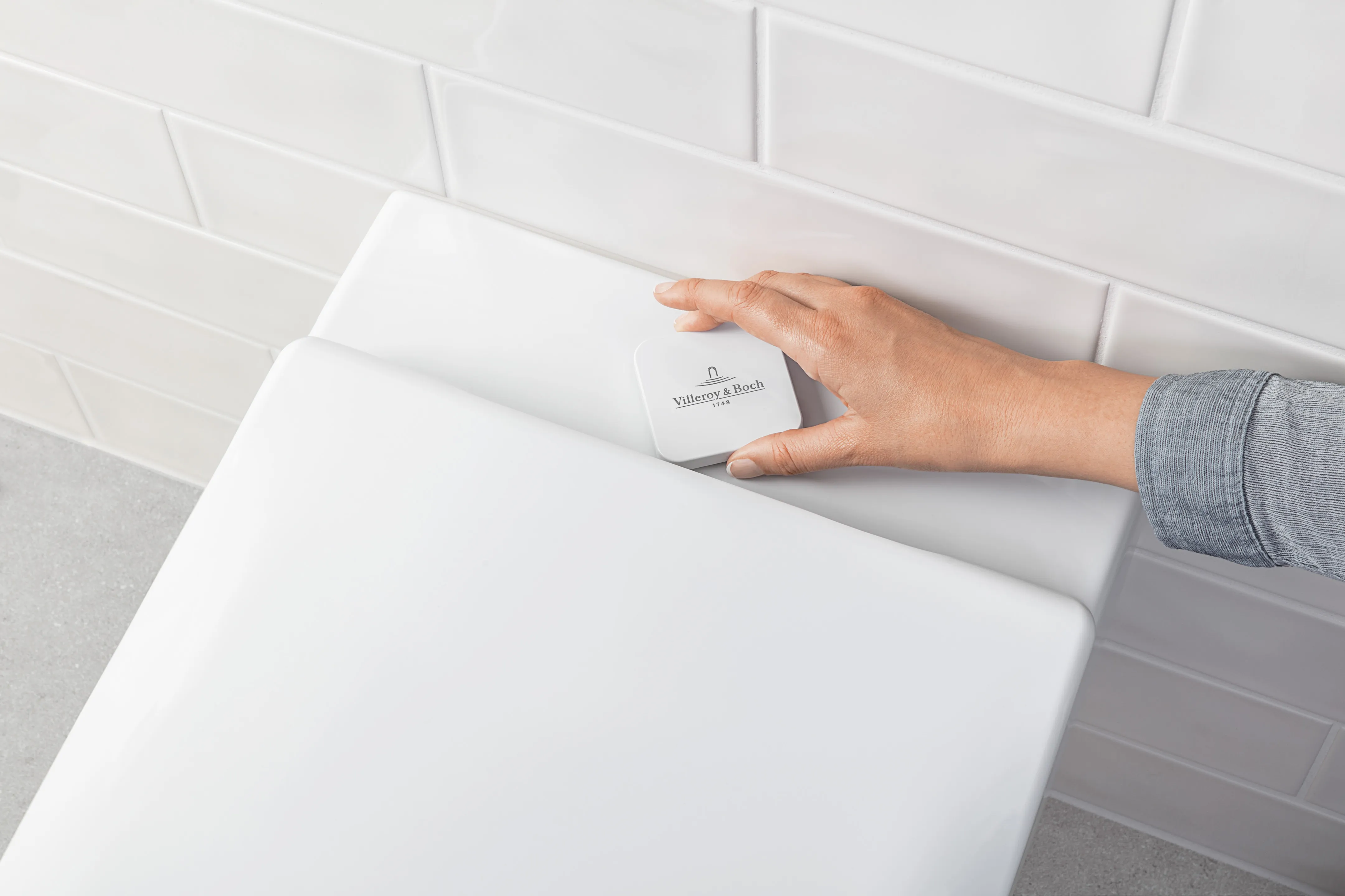 Villeroy & Boch WC-Sitz „Subway 2.0“ inkl. Deckel 35,9 × 45,9 × 6 cm in Weiß Alpin, Quick Release, Soft Closing Villeroy & Boch WC-Sitz „Subway 2.0“ inkl. Deckel 35,9 × 45,9 × 6 cm in Weiß Alpin, Quick Release, Soft Closing