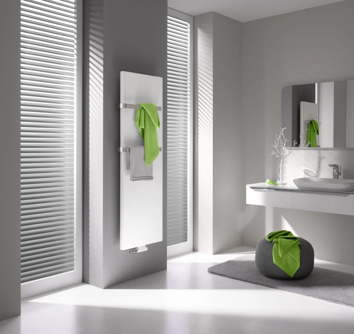 Kermi Design-Heizkörper „Pateo®“ 50 × 152,5 cm in Weiß (RAL 9016) Kermi Design-Heizkörper „Pateo®“ 50 × 152,5 cm in Weiß (RAL 9016)