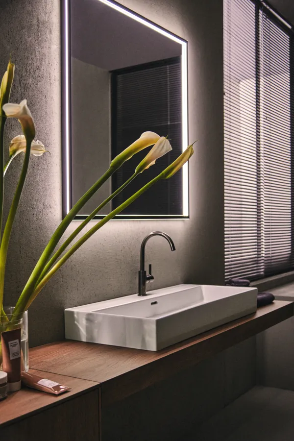 Ideal Standard Spiegel „Conca“ 100 × 100 cm
