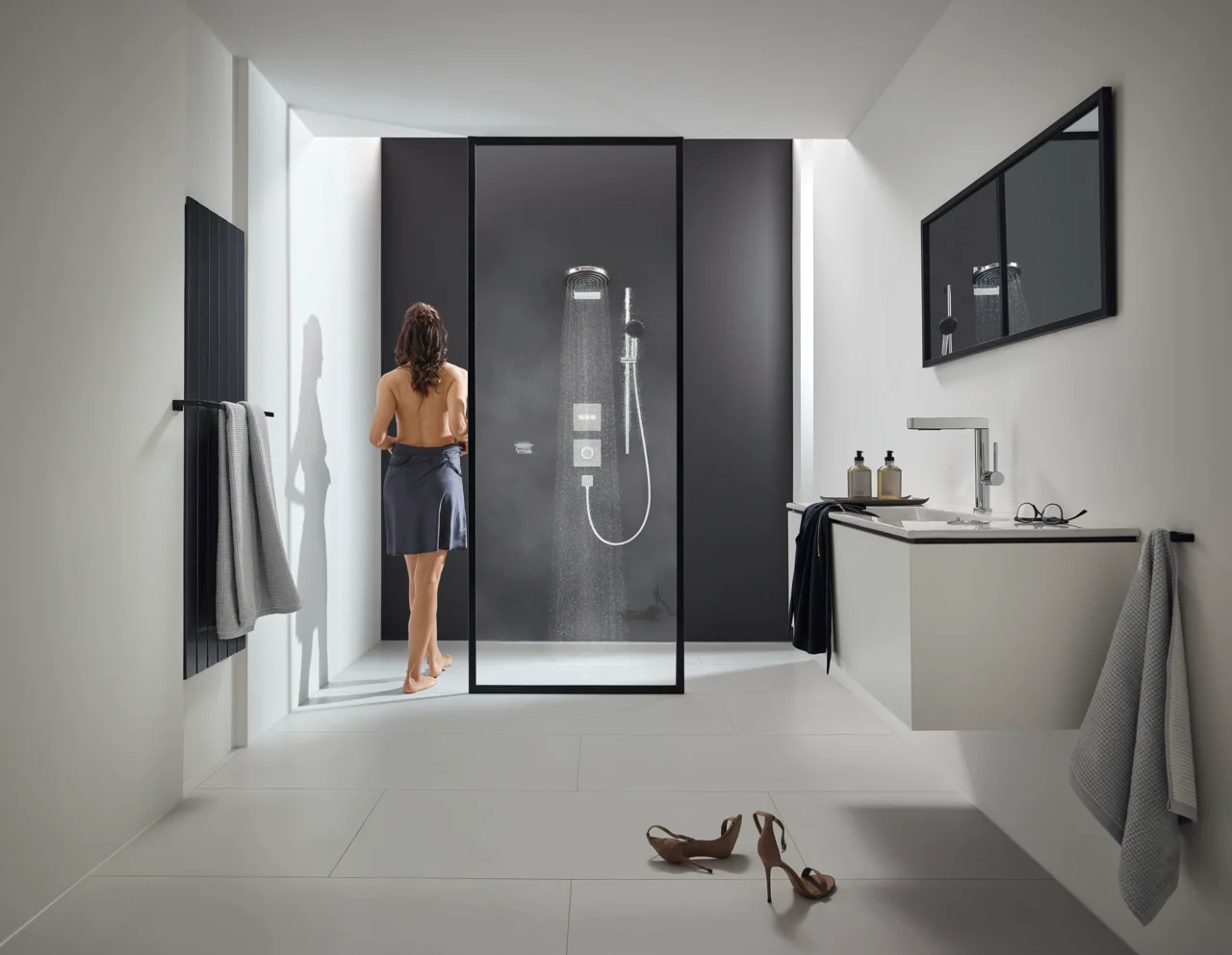 Hansgrohe Unica Brausestange Pulsify S 90 cm mit Push Schieber und Isiflex Brauseschlauch 160 cm, Chrom Hansgrohe Unica Brausestange Pulsify S 90 cm mit Push Schieber und Isiflex Brauseschlauch 160 cm, Chrom