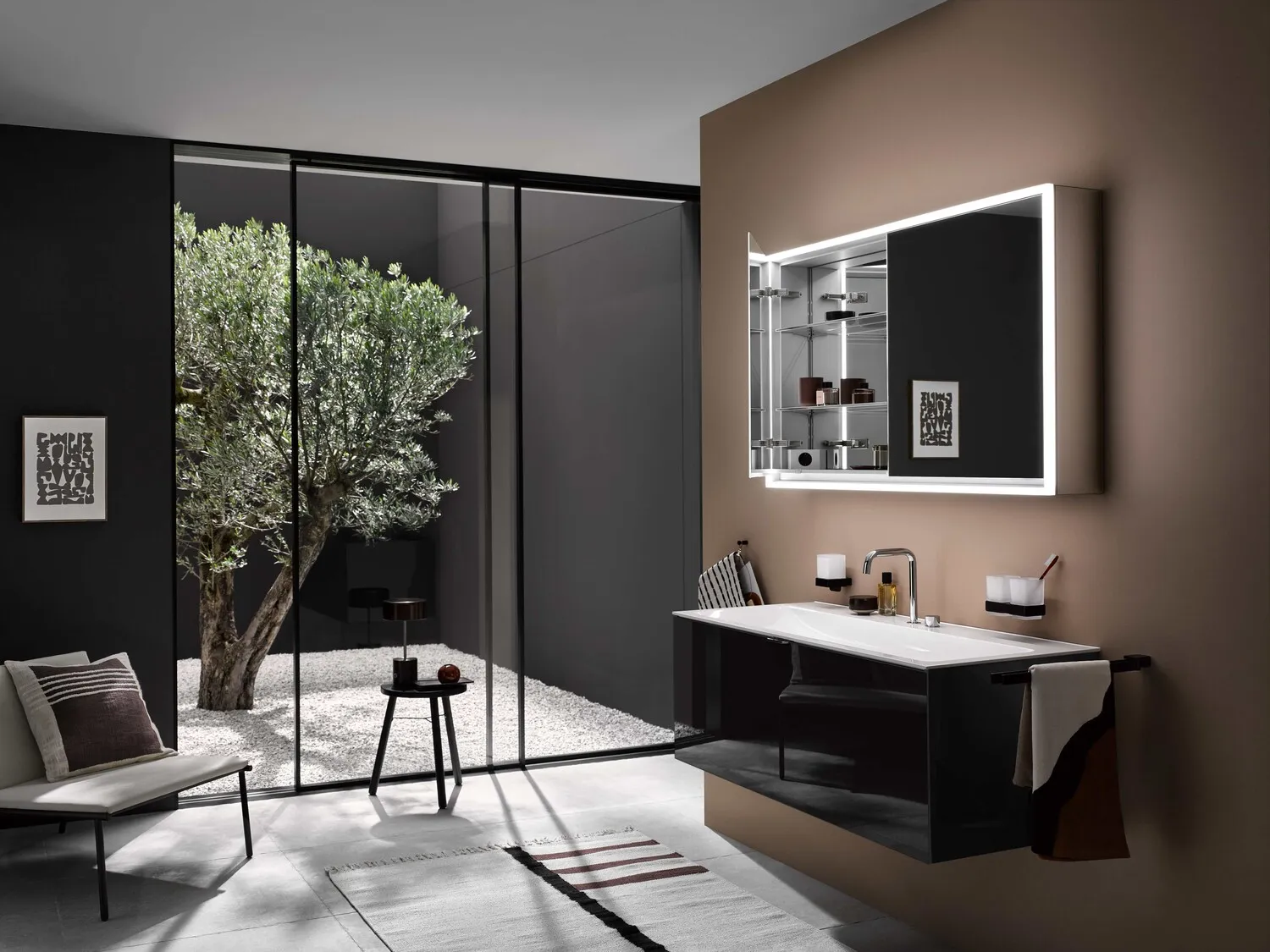 emco Spiegelschrank „loft“ 144,3 × 73,3 × 17,5 cm emco Spiegelschrank „loft“ 144,3 × 73,3 × 17,5 cm