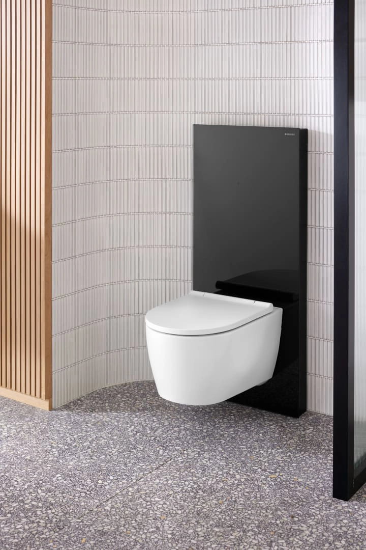 Geberit Wand-Tiefspül-WC Set TurboFlush mit WC-Sitz „One“ geschlossene Form 540 mm in weiß alpin, mit KeraTect®, ohne Spülrand Geberit Wand-Tiefspül-WC Set TurboFlush mit WC-Sitz „One“ geschlossene Form 540 mm in weiß alpin, mit KeraTect®, ohne Spülrand