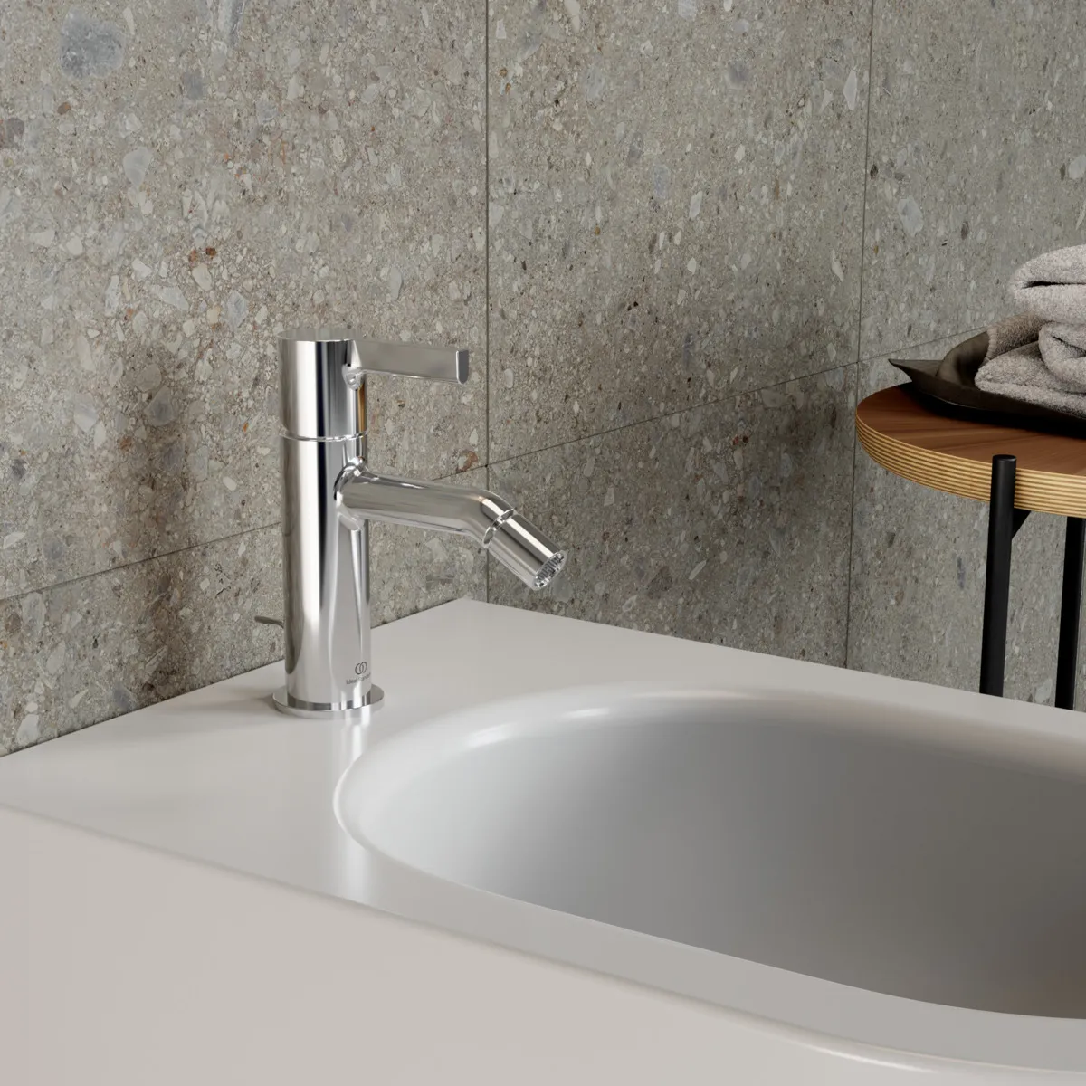 Ideal Standard Bidet „BlendCurve“, Befestigung verdeckt 35,5 × 56 × 40 cm in Weiß