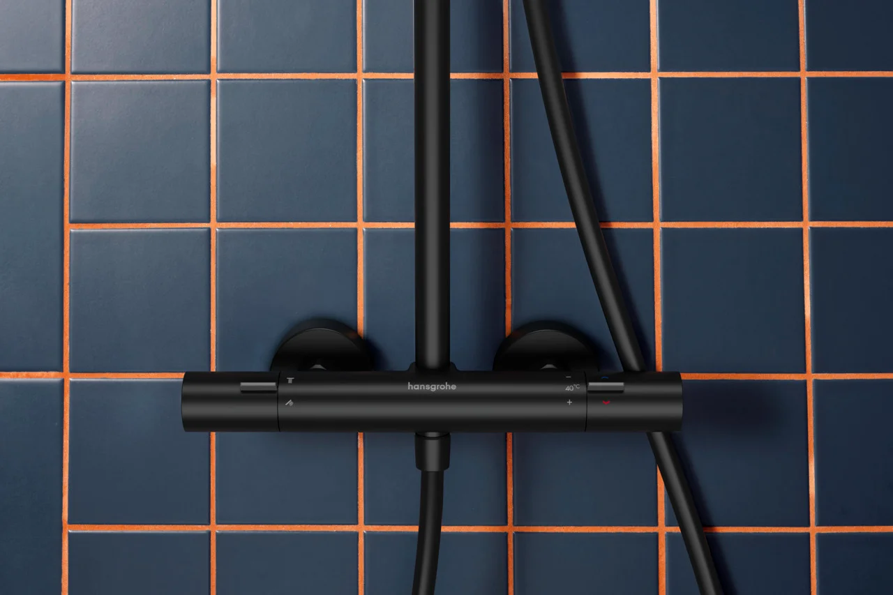Hansgrohe Activera S Showerpipe 240 1jet EcoSmart mit Ecostat Fine MSW, Mattschwarz, 8 l/min Durchfluss, 344 mm Brausearmlänge, Aufputzinstallation Hansgrohe Activera S Showerpipe 240 1jet EcoSmart mit Ecostat Fine MSW, Mattschwarz, 8 l/min Durchfluss, 344 mm Brausearmlänge, Aufputzinstallation