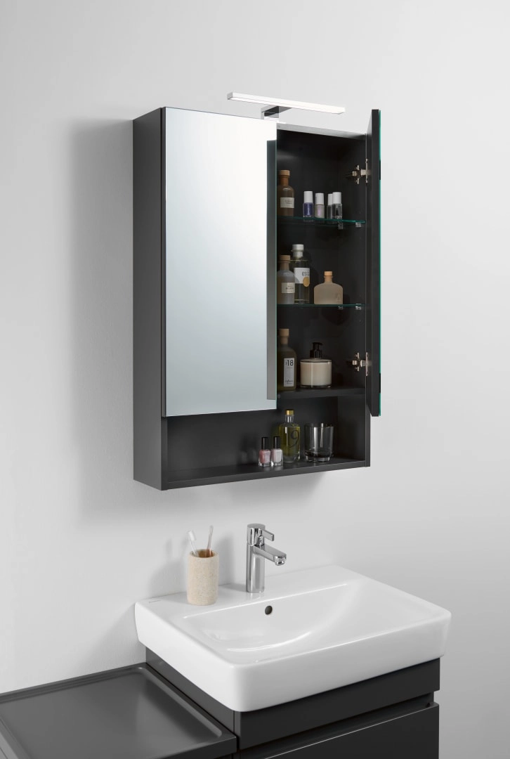 Geberit Spiegelschrank „Renova Plan“ 58,8 × 17,5 cm Geberit Spiegelschrank „Renova Plan“ 58,8 × 17,5 cm