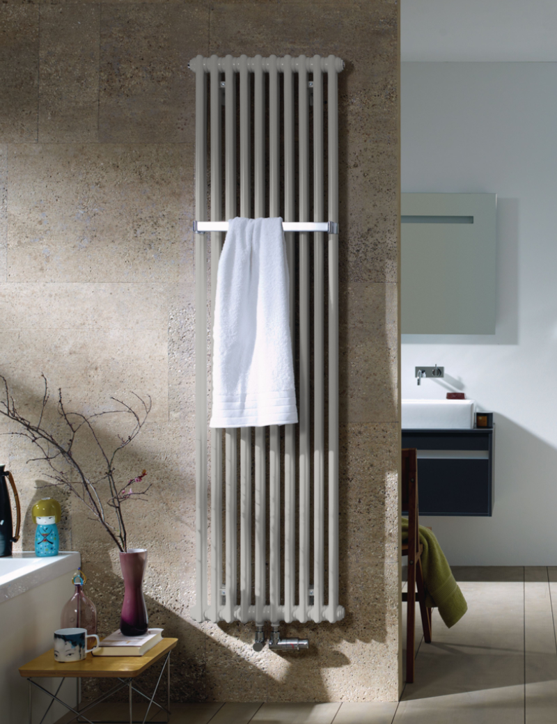 Zehnder Design-Heizkörper „Charleston Bar“ für Warmwasser-Zentralheizung mit 50 mm-Mittelanschluss zweilagig 48,5 × 179,2 cm in White Aluminium (glänzend) Zehnder Design-Heizkörper „Charleston Bar“ für Warmwasser-Zentralheizung mit 50 mm-Mittelanschluss zweilagig 48,5 × 179,2 cm in White Aluminium (glänzend)