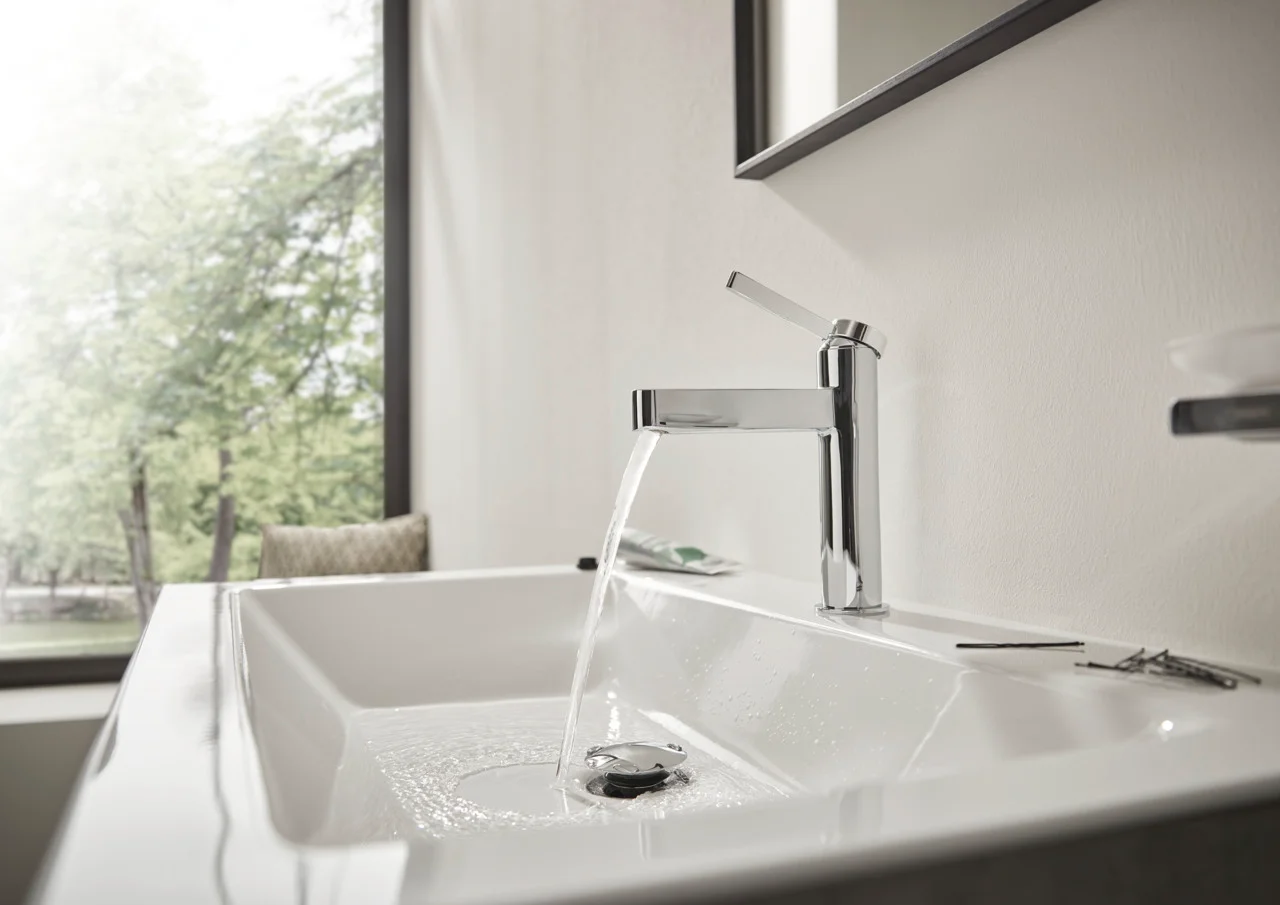 Hansgrohe Finoris Einhebel-Waschtischmischer 110 mit Push-Open Ablaufgarnitur Chrom, Ausladung 139 mm, Auslaufhöhe 113 mm