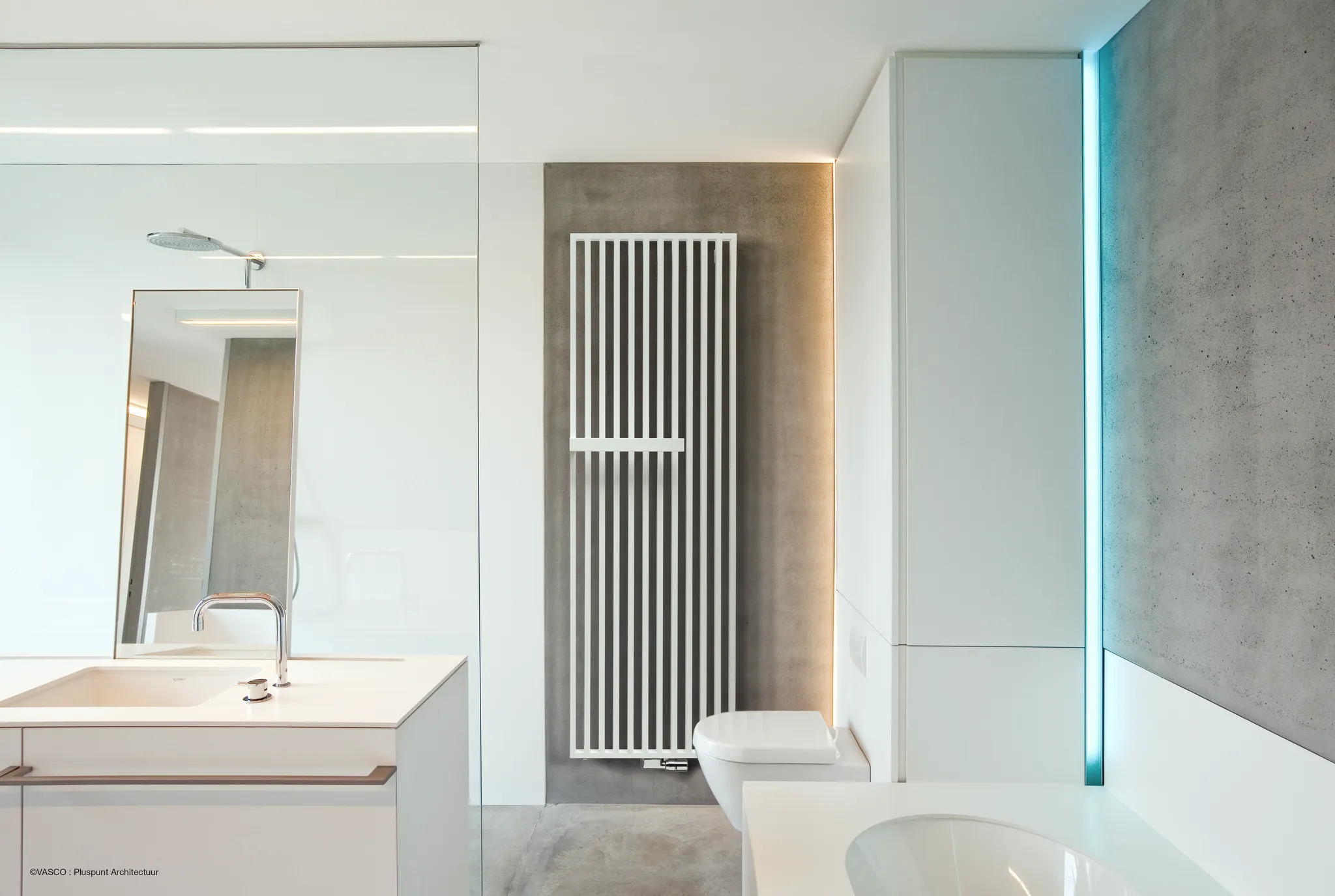 Kermi Design-Heizkörper „Arche“ in Weiß (RAL 9016)