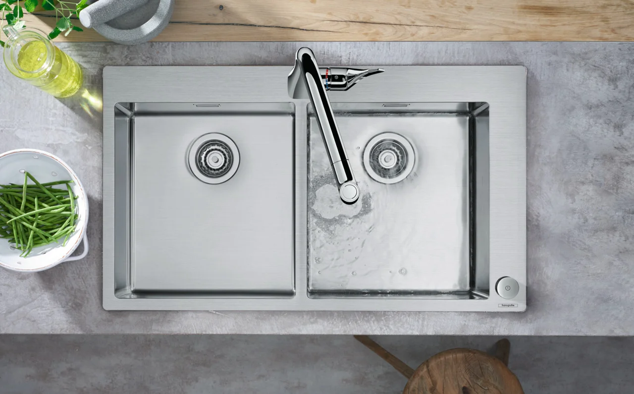 Hansgrohe Einbauspüle S71 Edelstahl, 370x370 mm, 2 Hauptbecken, flach aufliegend oder flächenbündig Hansgrohe Einbauspüle S71 Edelstahl, 370x370 mm, 2 Hauptbecken, flach aufliegend oder flächenbündig