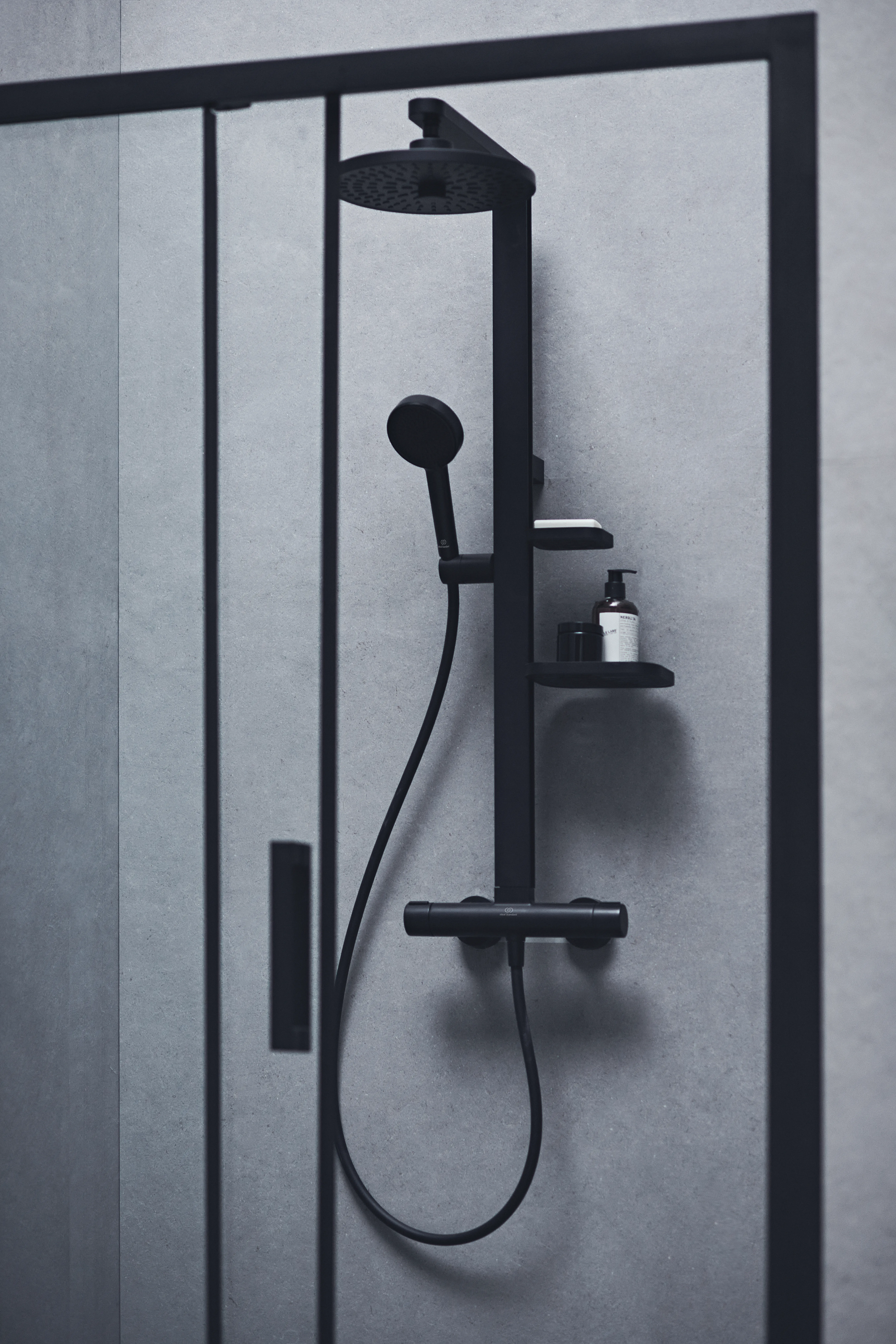 Ideal Standard Duschsystem Ceratherm Alu+ Silk Black Ideal Standard Duschsystem Ceratherm Alu+ Silk Black