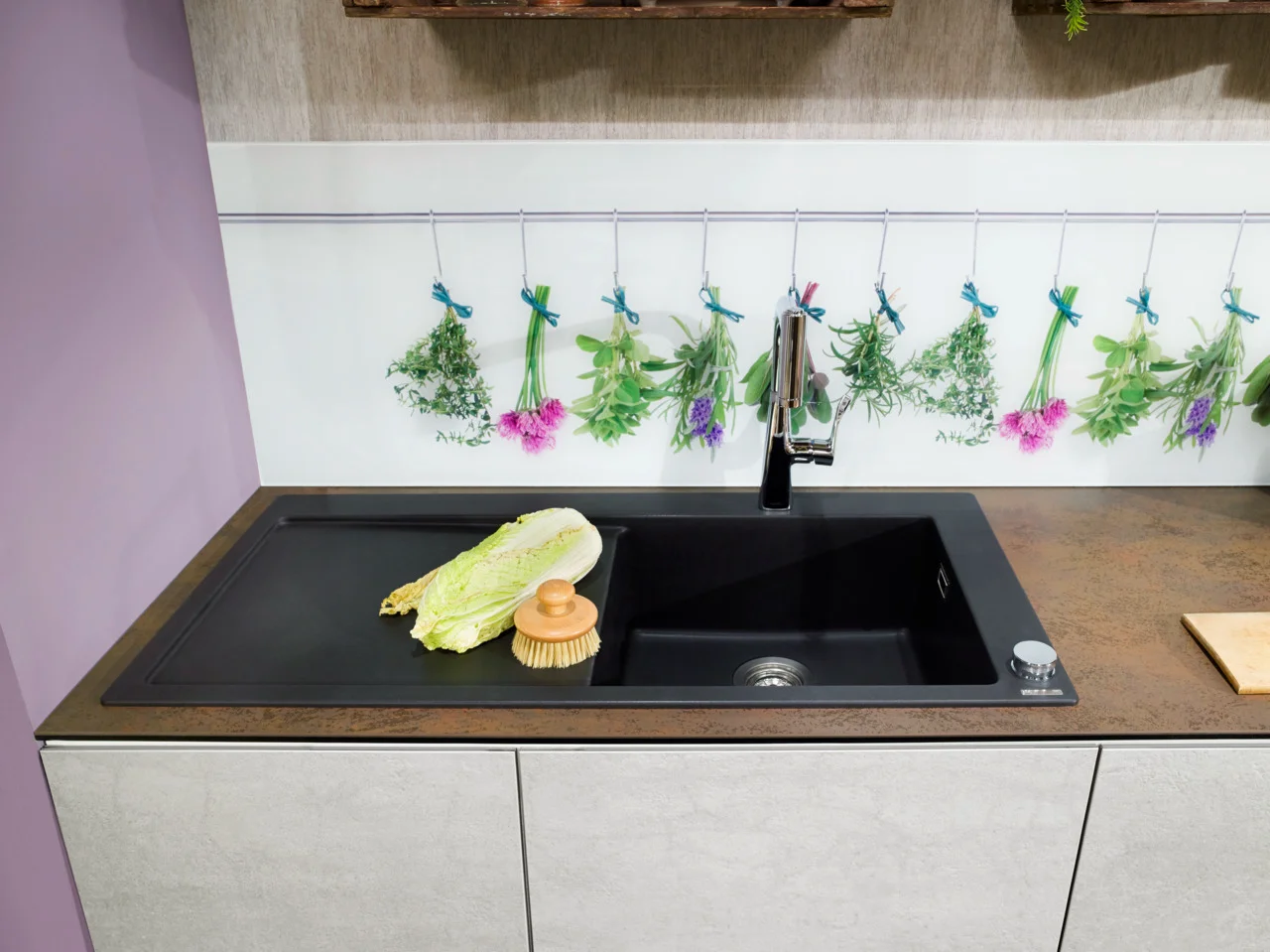 Hansgrohe Einbauspüle S51 Serie, Graphitschwarz, 1030 x 490 mm, 1 Hauptbecken mit Abtropffläche, Beckentiefe 190 mm Hansgrohe Einbauspüle S51 Serie, Graphitschwarz, 1030 x 490 mm, 1 Hauptbecken mit Abtropffläche, Beckentiefe 190 mm