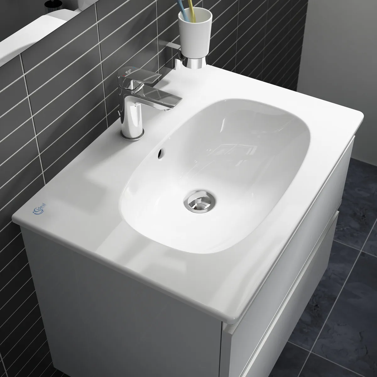 Waschtischarmatur Tesi, 5 l/min., mit Ablaufgarnitur, Ausladung 93mm, Chrom Waschtischarmatur Tesi, 5 l/min., mit Ablaufgarnitur, Ausladung 93mm, Chrom