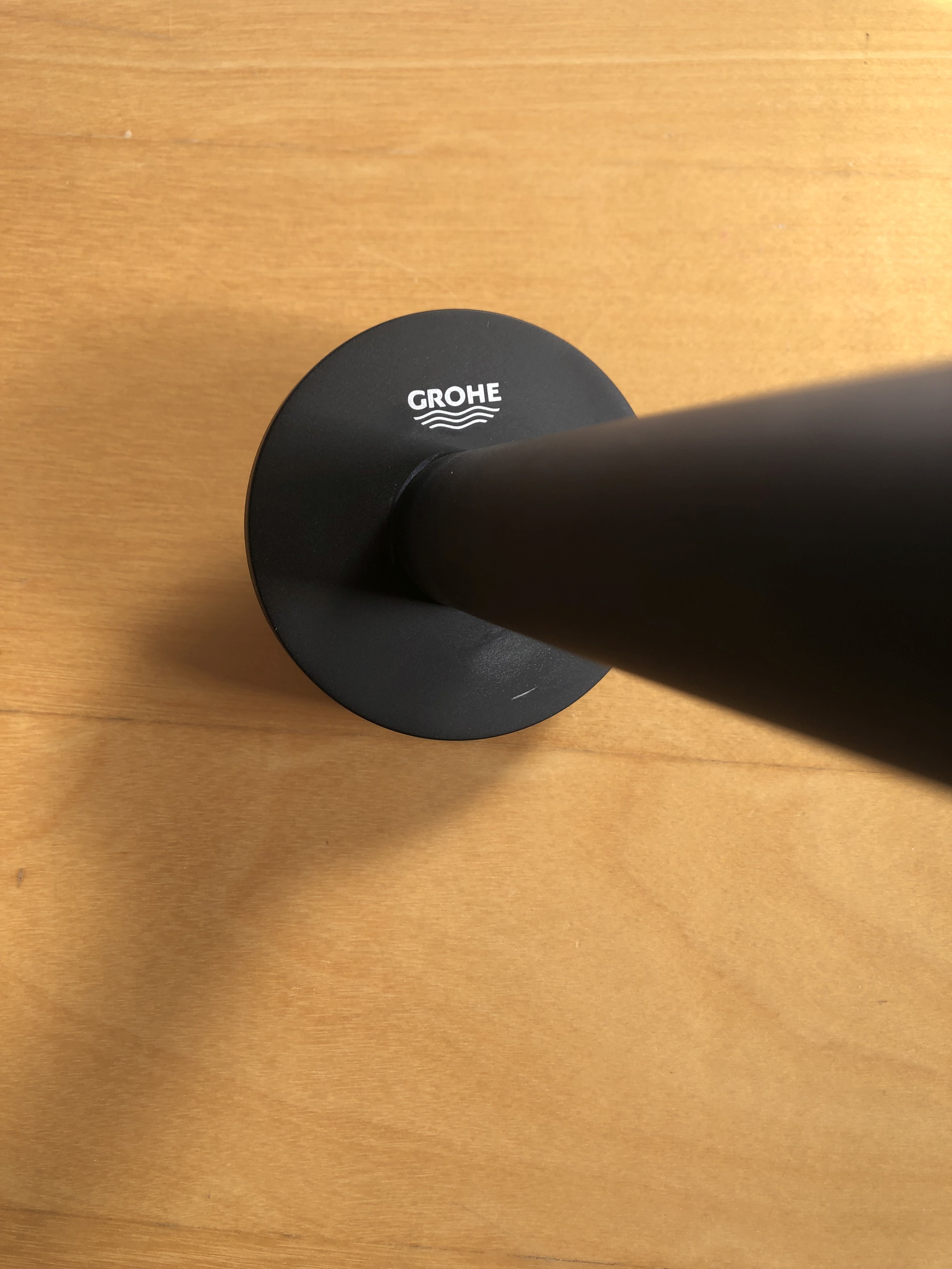 Grohe Essence 2-Loch-Waschtischbatterie Wandmontage Ausl. 183mm phantom black Grohe Essence 2-Loch-Waschtischbatterie Wandmontage Ausl. 183mm phantom black