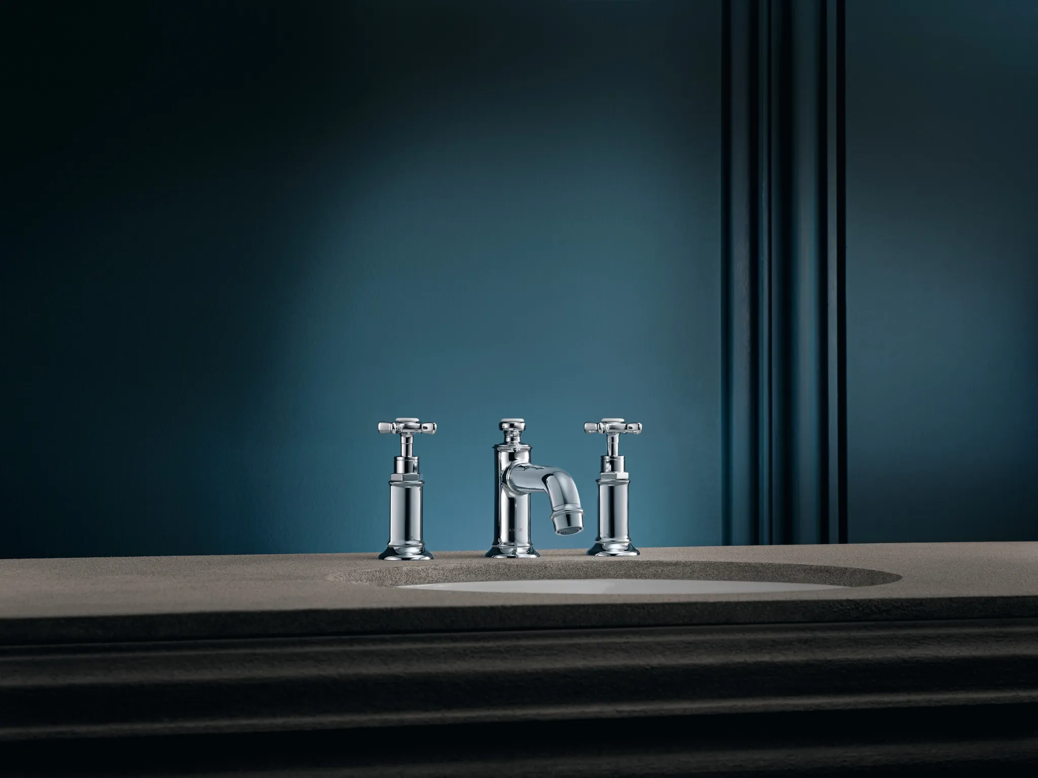 Hansgrohe AXOR Montreux 3-Loch Waschtischarmatur 30 mit Kreuzgriffen und Zugstangen-Ablaufgarnitur, Chrom Hansgrohe AXOR Montreux 3-Loch Waschtischarmatur 30 mit Kreuzgriffen und Zugstangen-Ablaufgarnitur, Chrom