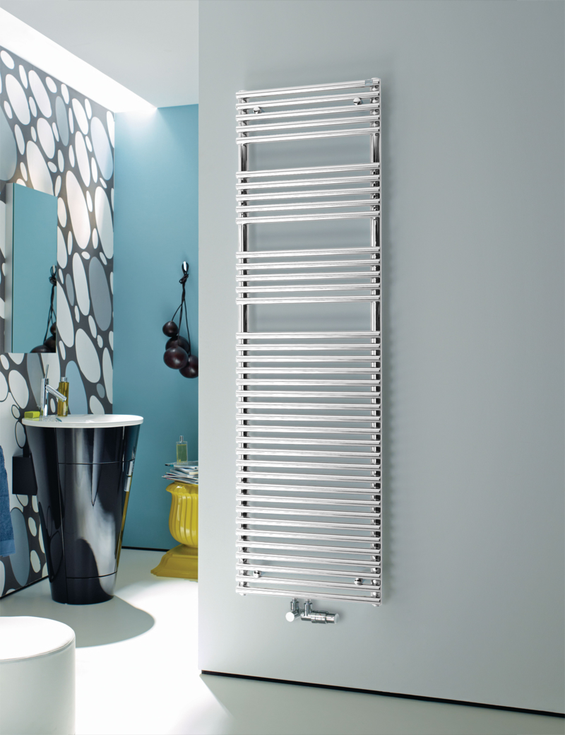 Zehnder Design-Heizkörper „Forma Spa“ für Warmwasser-Zentralheizung oder gemischten Betrieb mit 50 mm-Mittelanschluss 74,6 × 176,1 cm in Verkehrsweiß (RAL 9016, glänzend) Zehnder Design-Heizkörper „Forma Spa“ für Warmwasser-Zentralheizung oder gemischten Betrieb mit 50 mm-Mittelanschluss 74,6 × 176,1 cm in Verkehrsweiß (RAL 9016, glänzend)