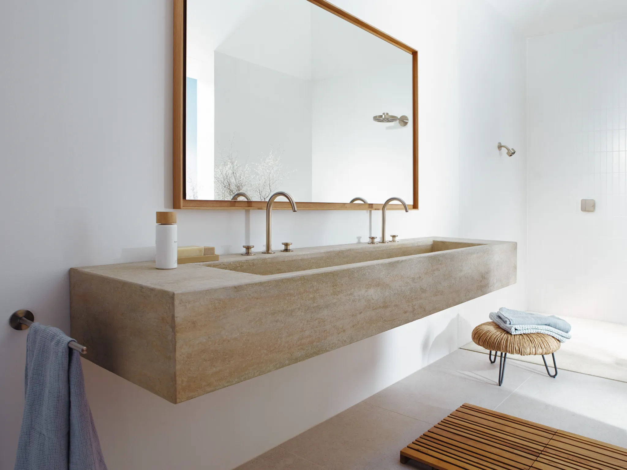Hansgrohe AXOR One Kopfbrause 75 1jet EcoSmart Brushed Nickel, 73 mm Brausekopfgröße, PowderRain Strahlart, 8,7 l/min Durchflussmenge, verstellbarer Winkel, abnehmbare Kopfbrause, für Durchlauferhitzer geeignet Hansgrohe AXOR One Kopfbrause 75 1jet EcoSmart Brushed Nickel, 73 mm Brausekopfgröße, PowderRain Strahlart, 8,7 l/min Durchflussmenge, verstellbarer Winkel, abnehmbare Kopfbrause, für Durchlauferhitzer geeignet