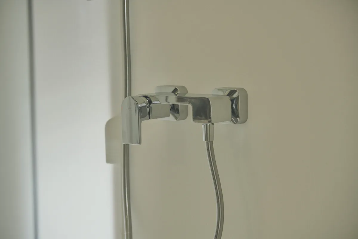 Ideal Standard Brausearmatur Aufputz Edge, Chrom Ideal Standard Brausearmatur Aufputz Edge, Chrom