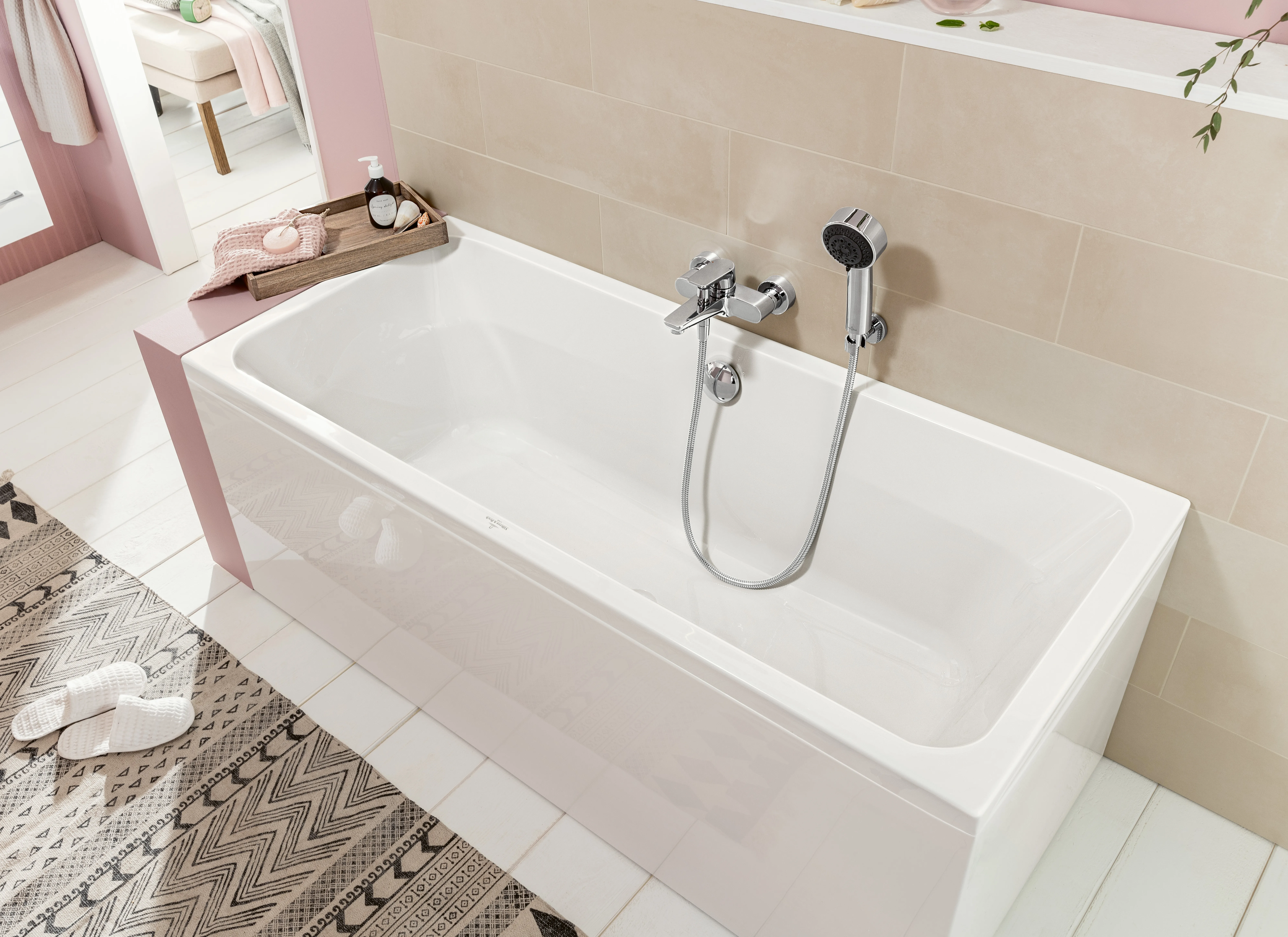 Villeroy & Boch Badewanne „Avento“ rechteck 180 × 80 cm, Mittelablauf