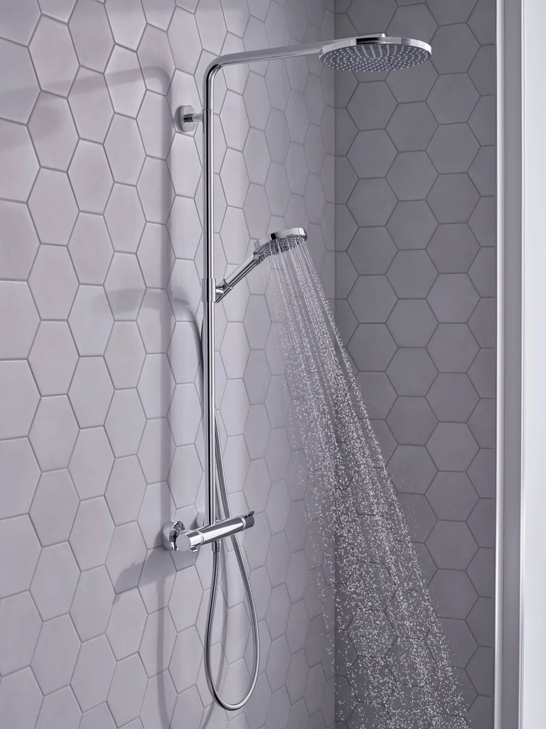 Hansgrohe Showerpipe Raindance Select S 240, 1jet PowderRain Chrom, 2 Verbraucher, Aufputzinstallation, DN15, G 1/2, 150 ± 12 mm, 25 mm Durchmesser