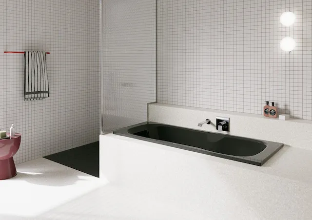Bette Badewanne „Setline“ 1700 × 700 mm ohne Wannenträger, in Midnight Bette Badewanne „Setline“ 1700 × 700 mm ohne Wannenträger, in Midnight