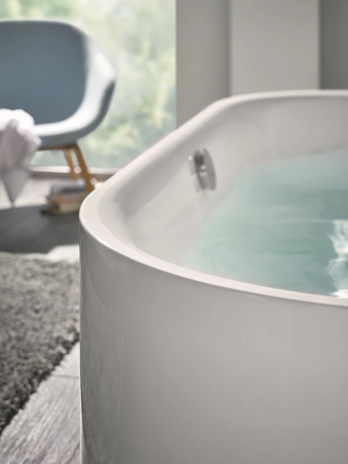 Bette oval Badewanne „BetteLux Oval I Silhouette“ 180 × 85 cm in Smoke Bette oval Badewanne „BetteLux Oval I Silhouette“ 180 × 85 cm in Smoke