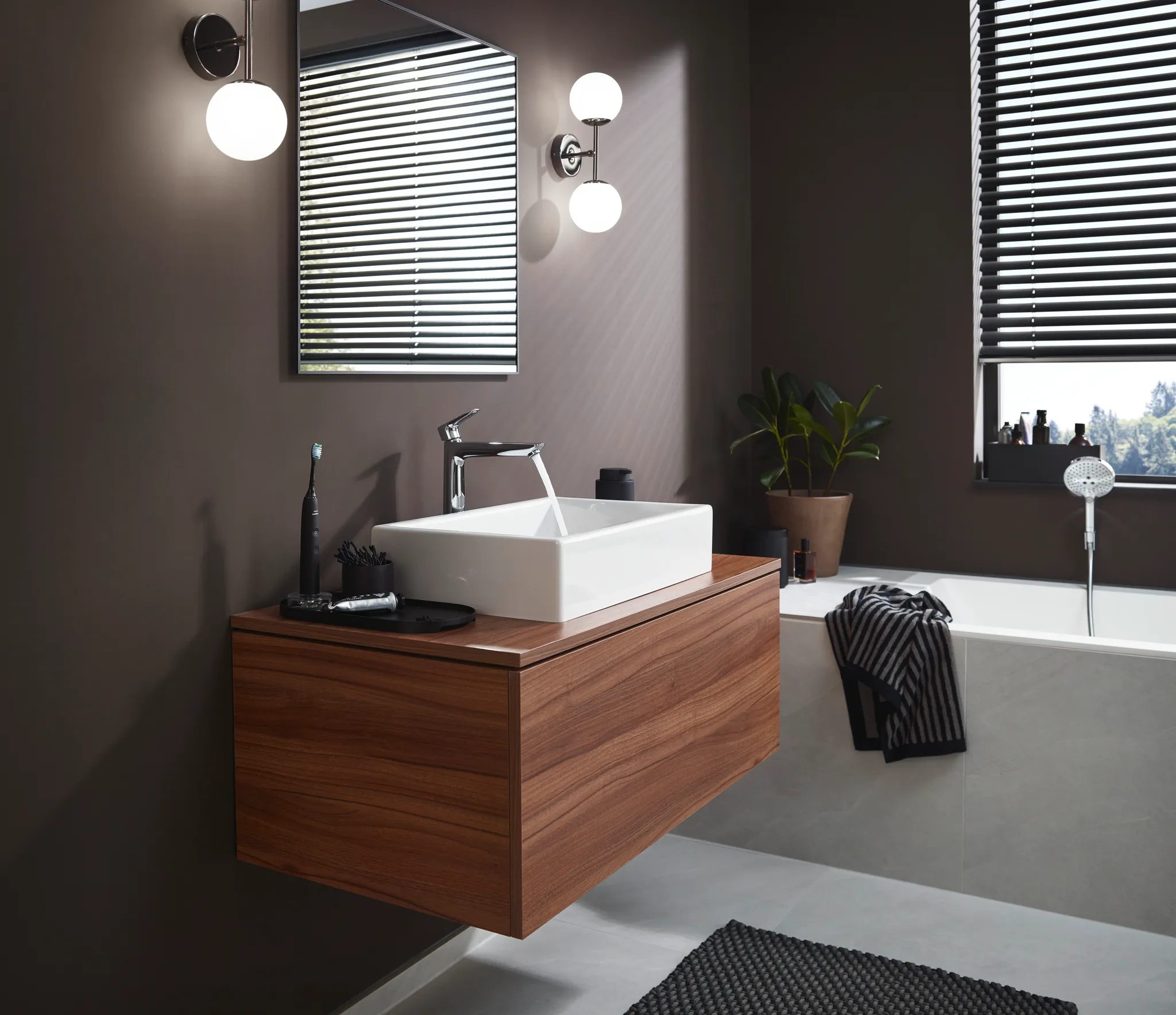 Hansgrohe Talis E Einhebel-Waschtischmischer 240, Chrom Hansgrohe Talis E Einhebel-Waschtischmischer 240, Chrom