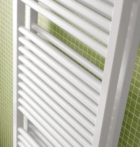 Zehnder Design-Heizkörper „Universal“ für Warmwasser-Zentralheizung oder gemischten Betrieb mit 150 mm-Mittelanschluss 50 × 119,5 cm in Beige Grey