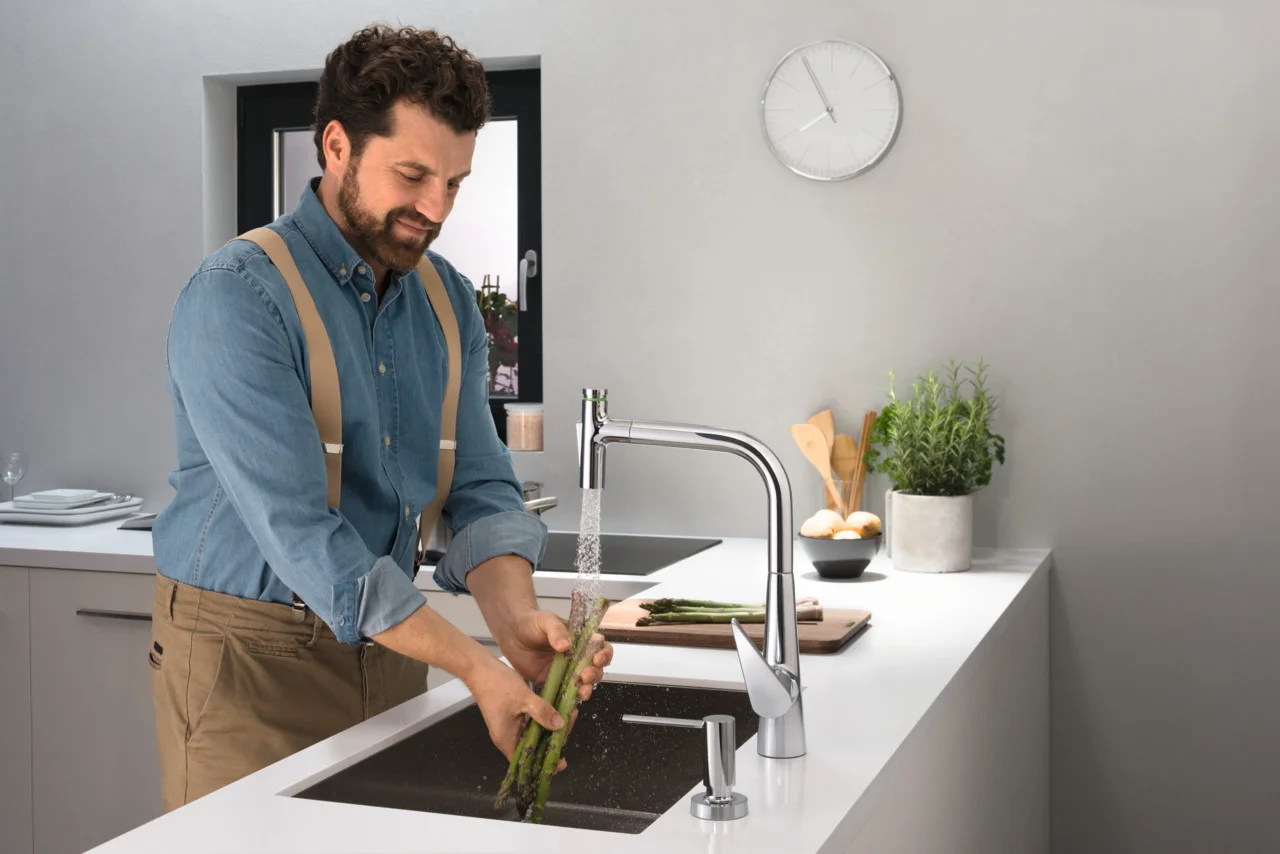 Hansgrohe Talis Select M51 Einhebel-Küchenmischer mit Ausziehbrause 2jet sBox Chrom, ComfortZone 300, Schwenkbereich einstellbar auf 110° oder 150°, Laminarstrahl und Brausestrahl, MagFit magnetische Brausehalterung, max. Durchflussmenge 8 l/min bei 3 ba