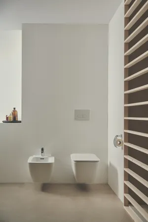 Papierrollenhalter IOM Cube, Chrom Papierrollenhalter IOM Cube, Chrom