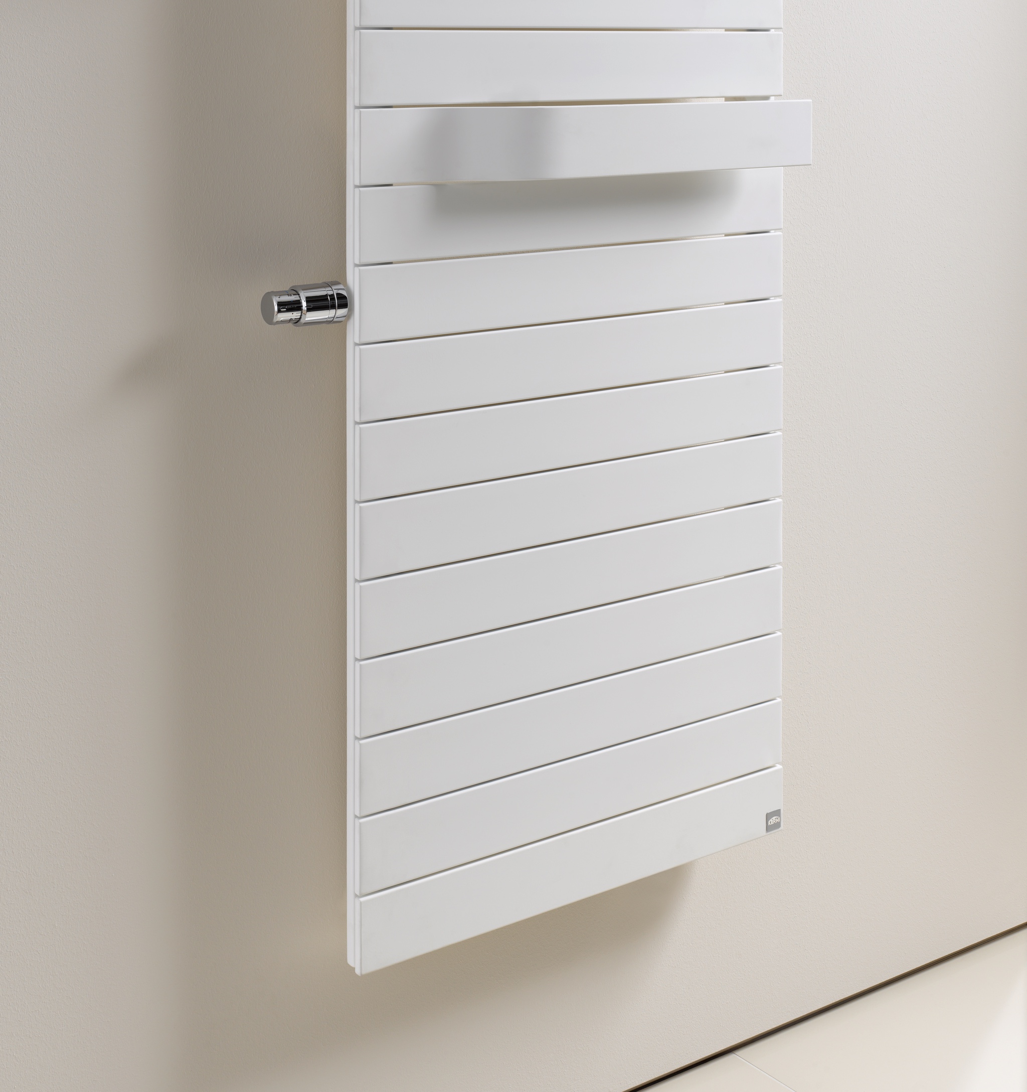 Kermi Design-Heizkörper „Tabeo®-V“ 60 × 119,7 cm in Weiß