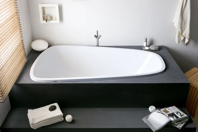 Hoesch Badewanne „Singlebath“ Duo trapez 176,6 × 114,1 cm, rechts in Weiß